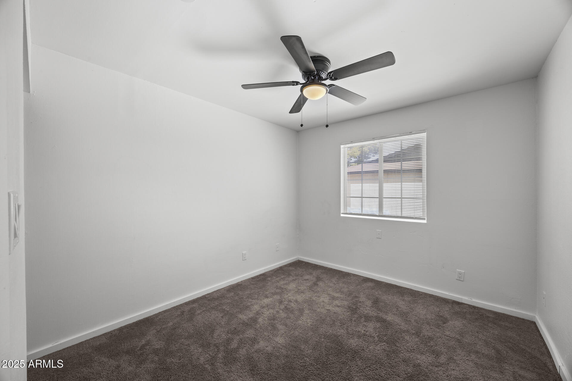 1427 W ANDERSON Drive