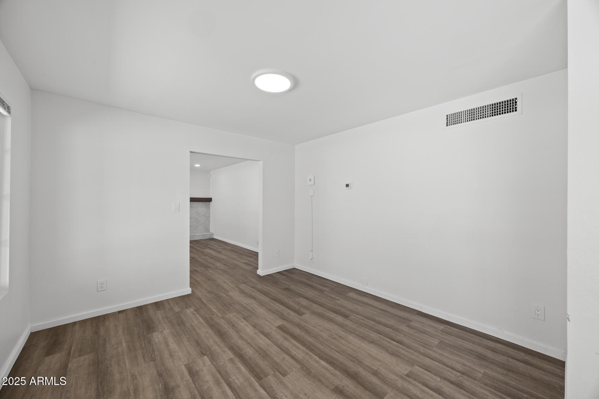 1427 W ANDERSON Drive