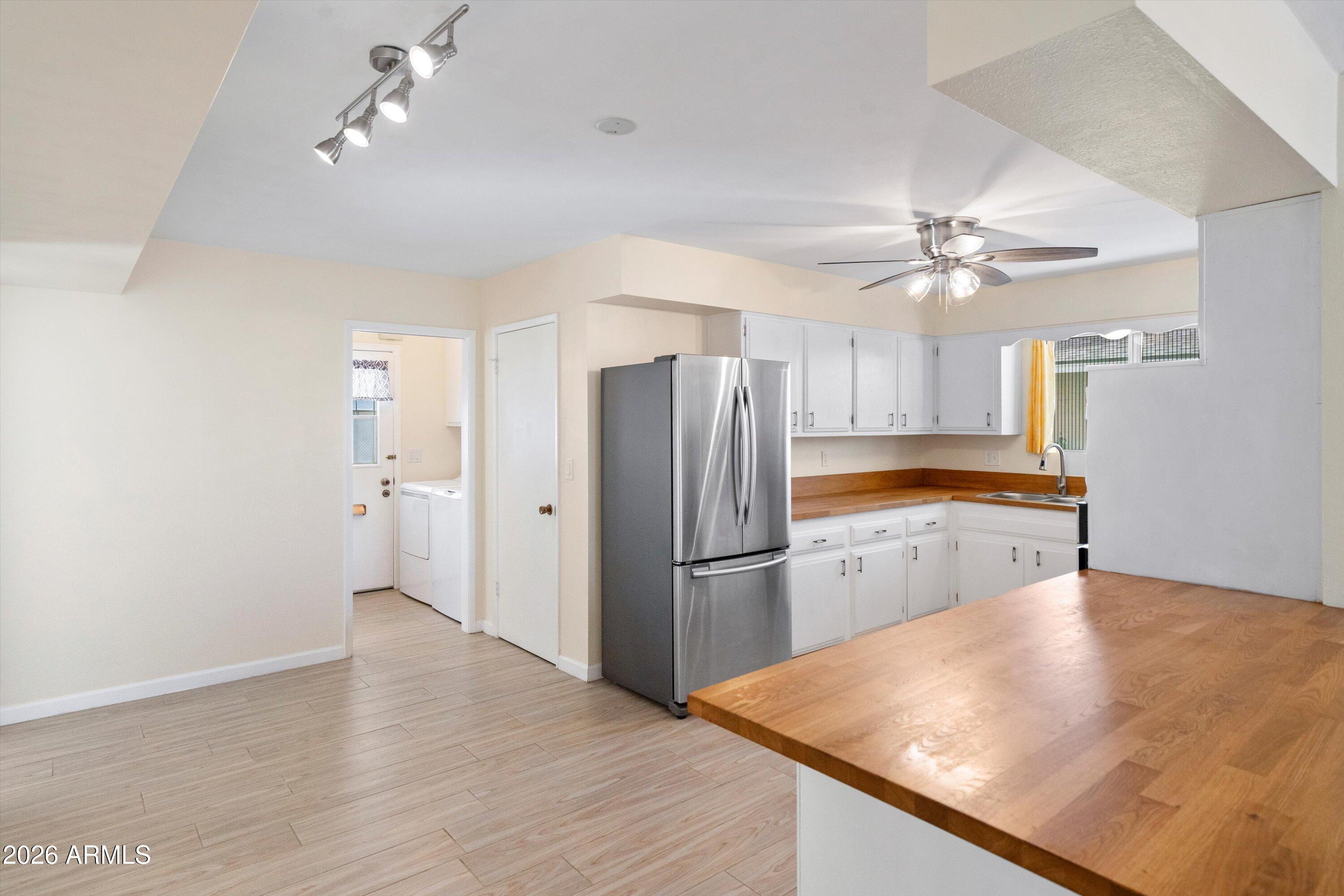 10802 W CUMBERLAND Drive