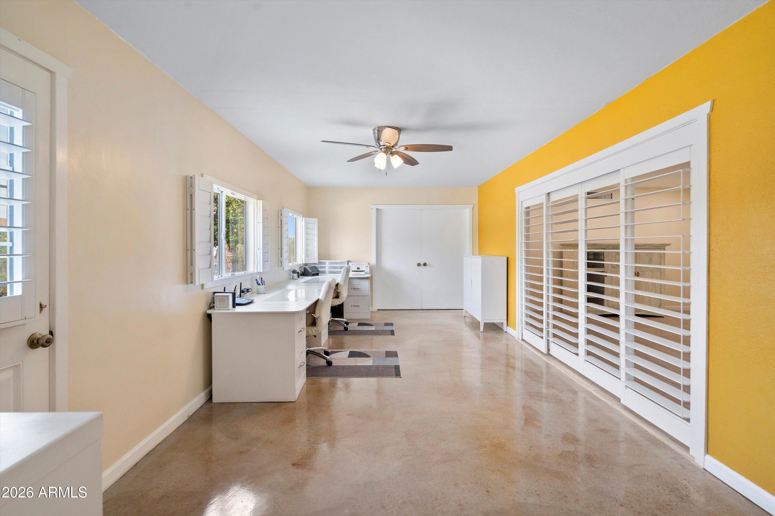 10802 W CUMBERLAND Drive