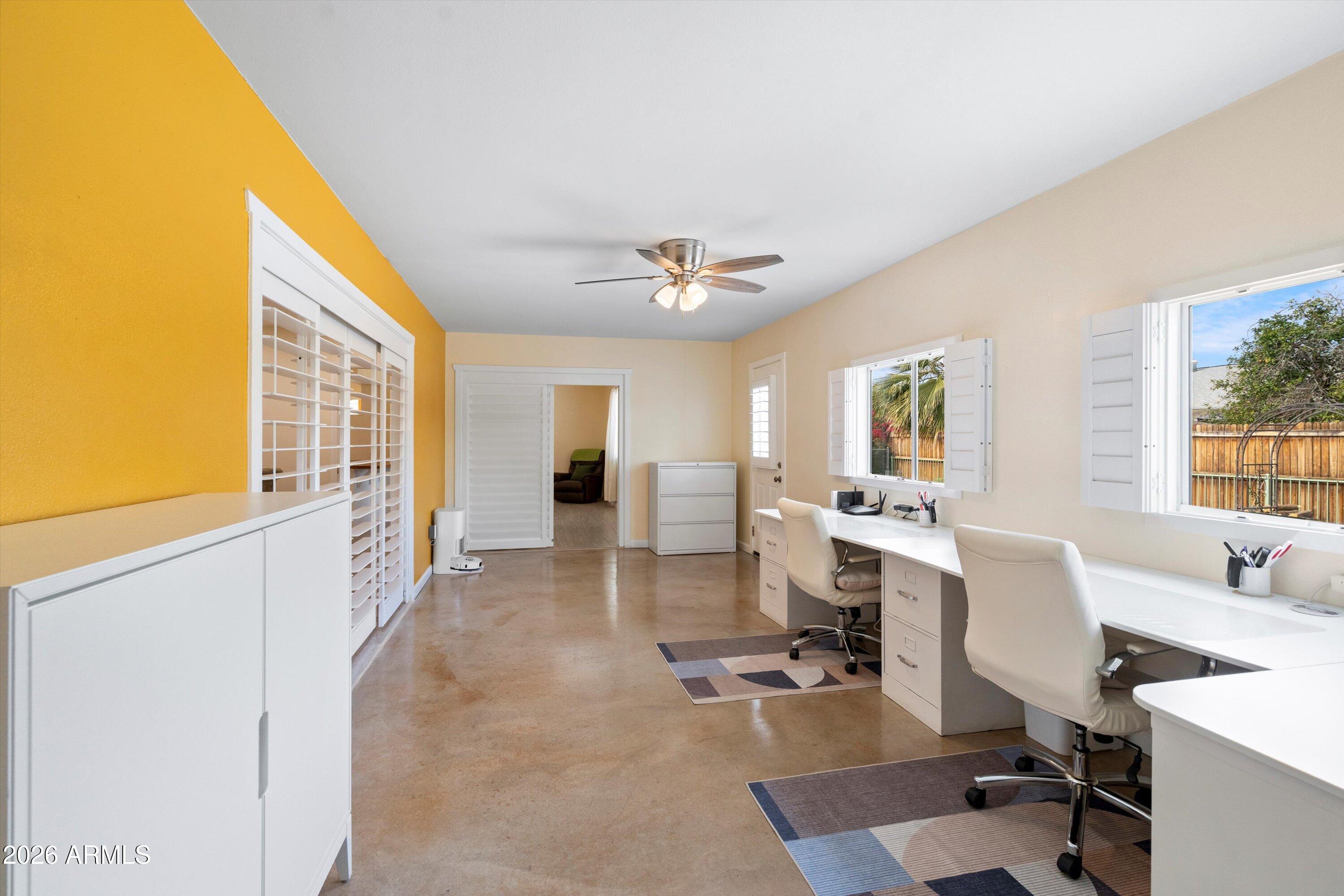 10802 W CUMBERLAND Drive