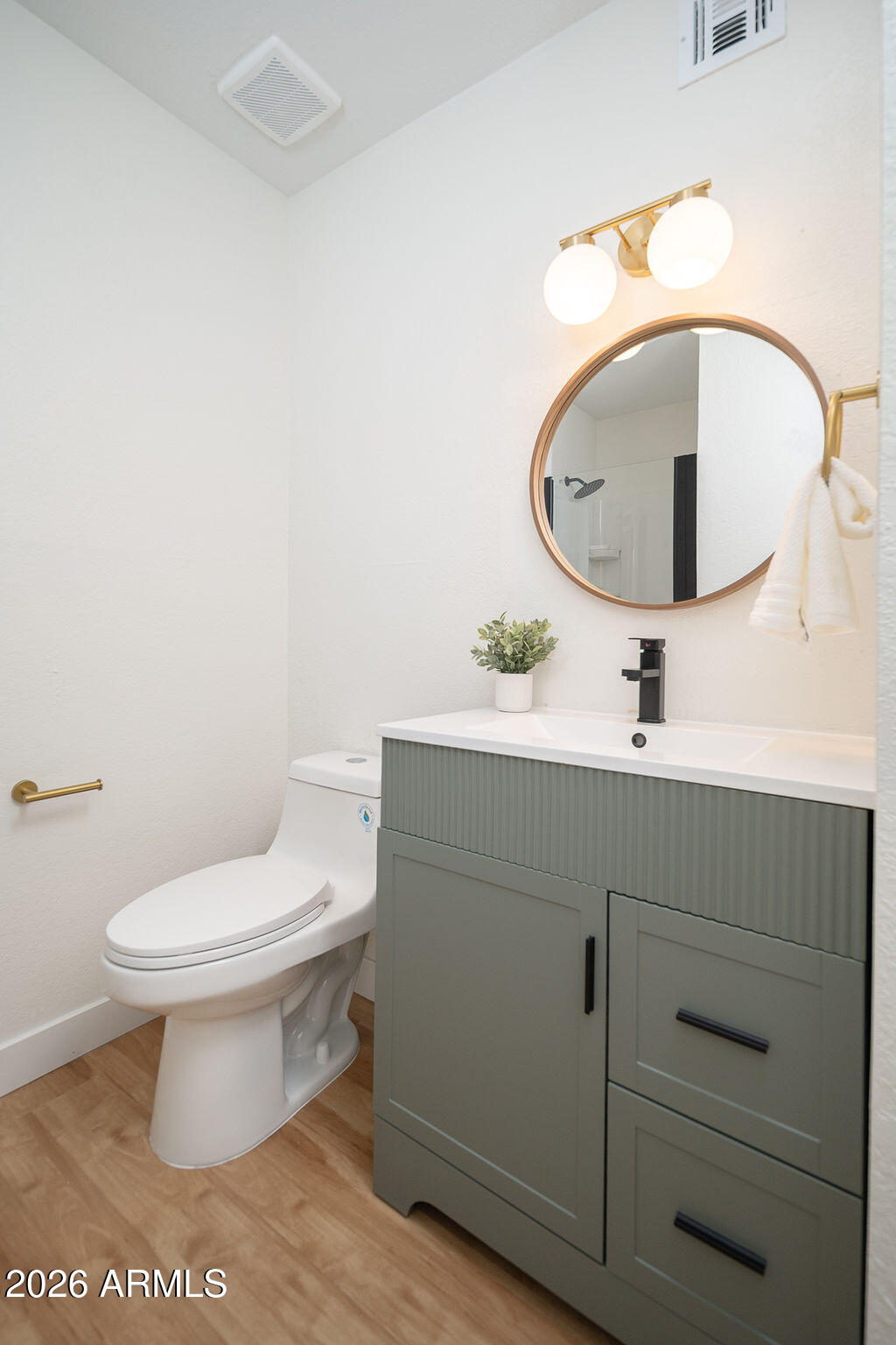 9638 W CINNABAR Avenue B