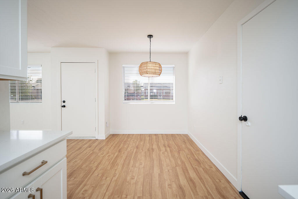 9638 W CINNABAR Avenue B