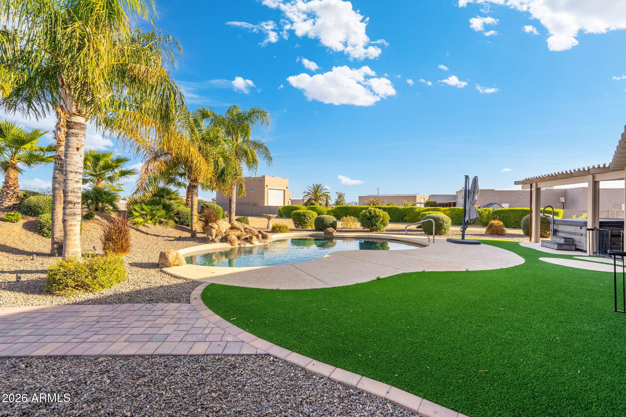 28917 N REDBLOOM Court