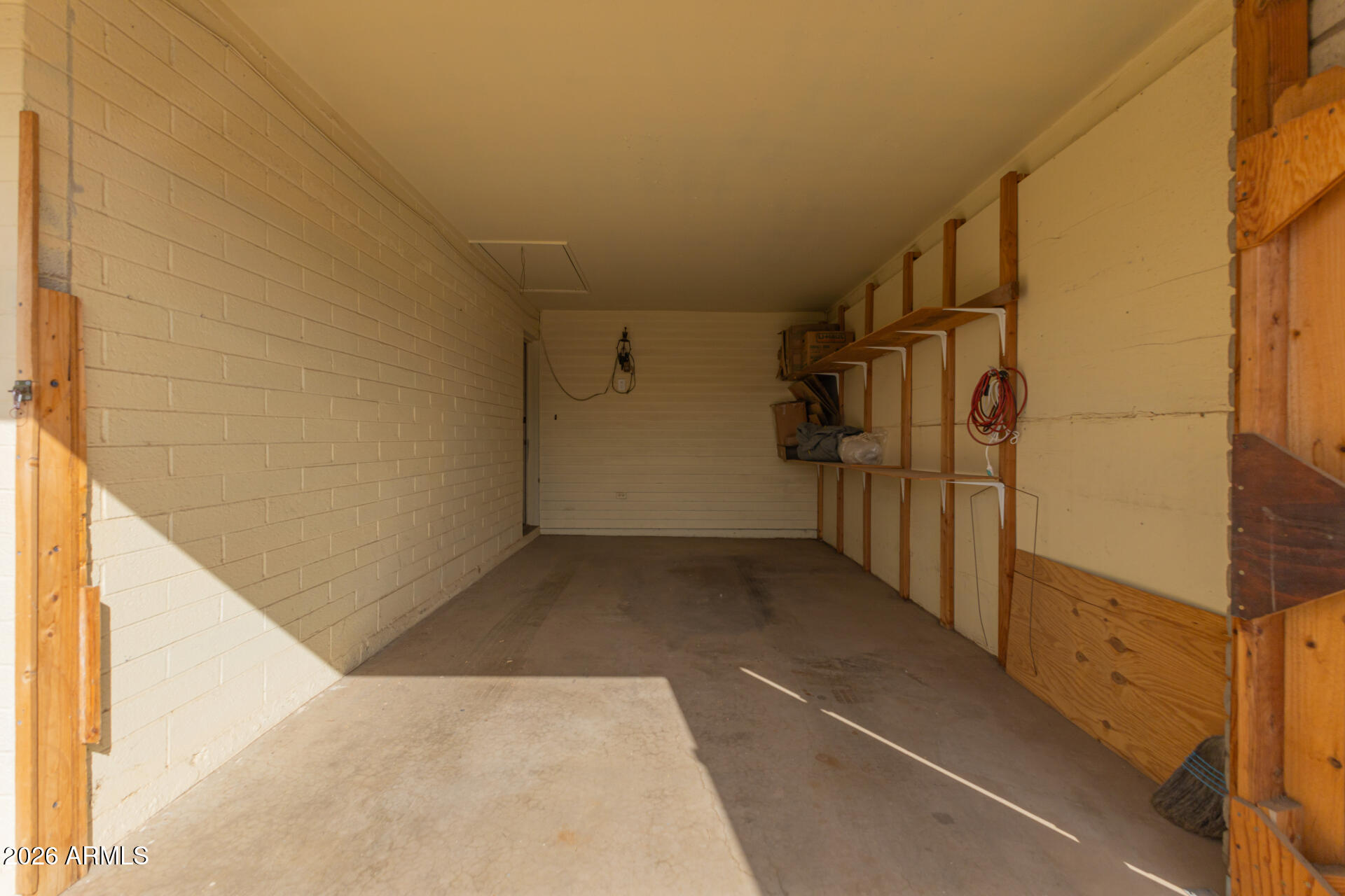 416 E PAPAGO Drive