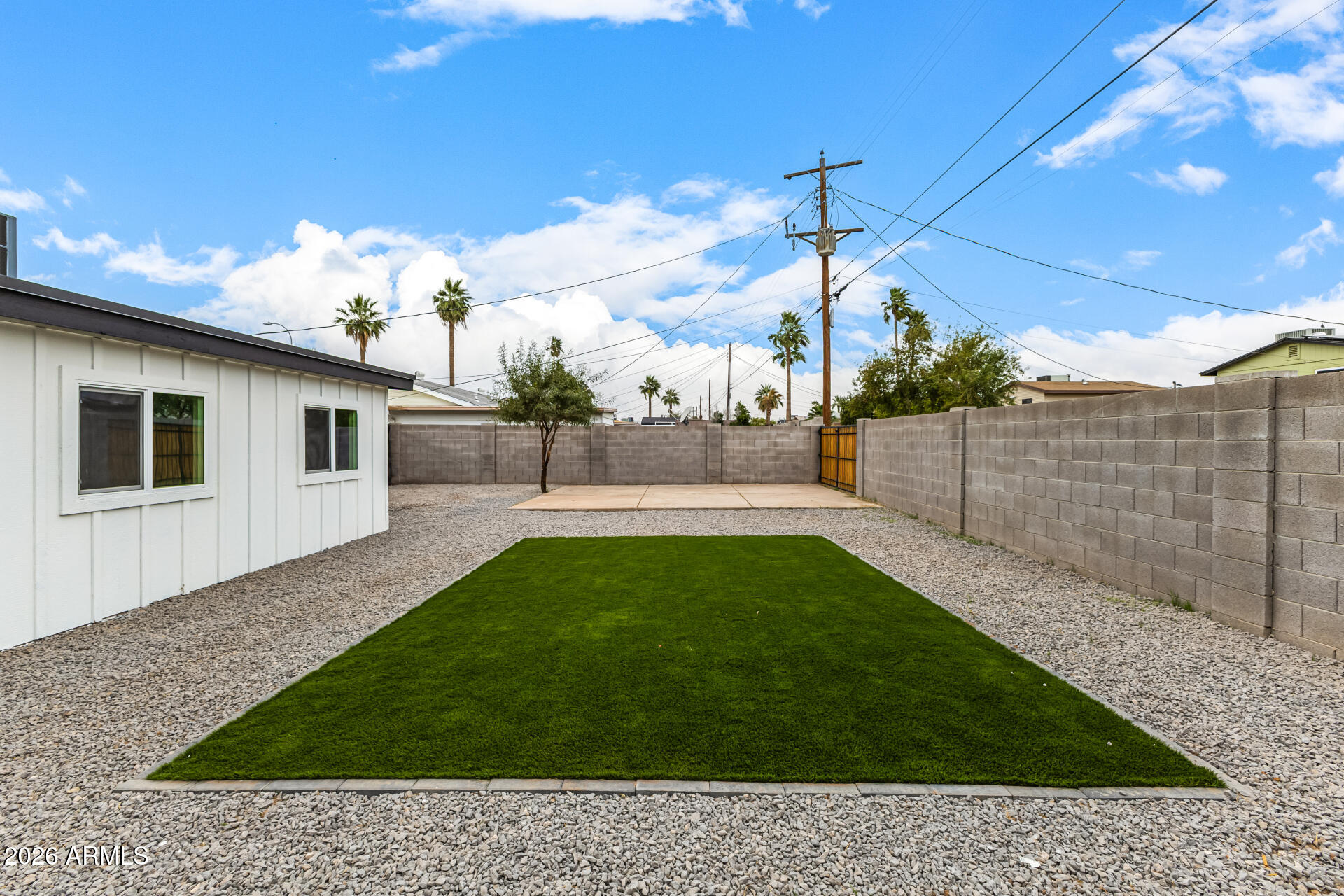 622 E Papago Drive