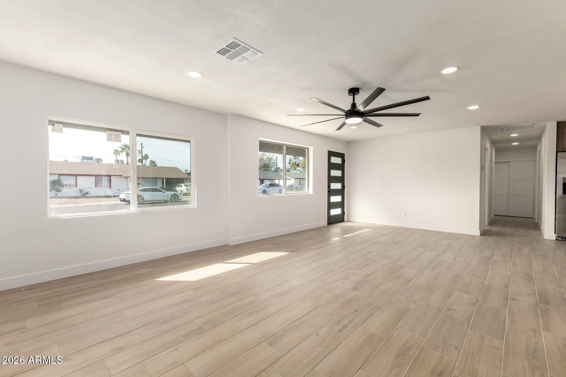 622 E Papago Drive