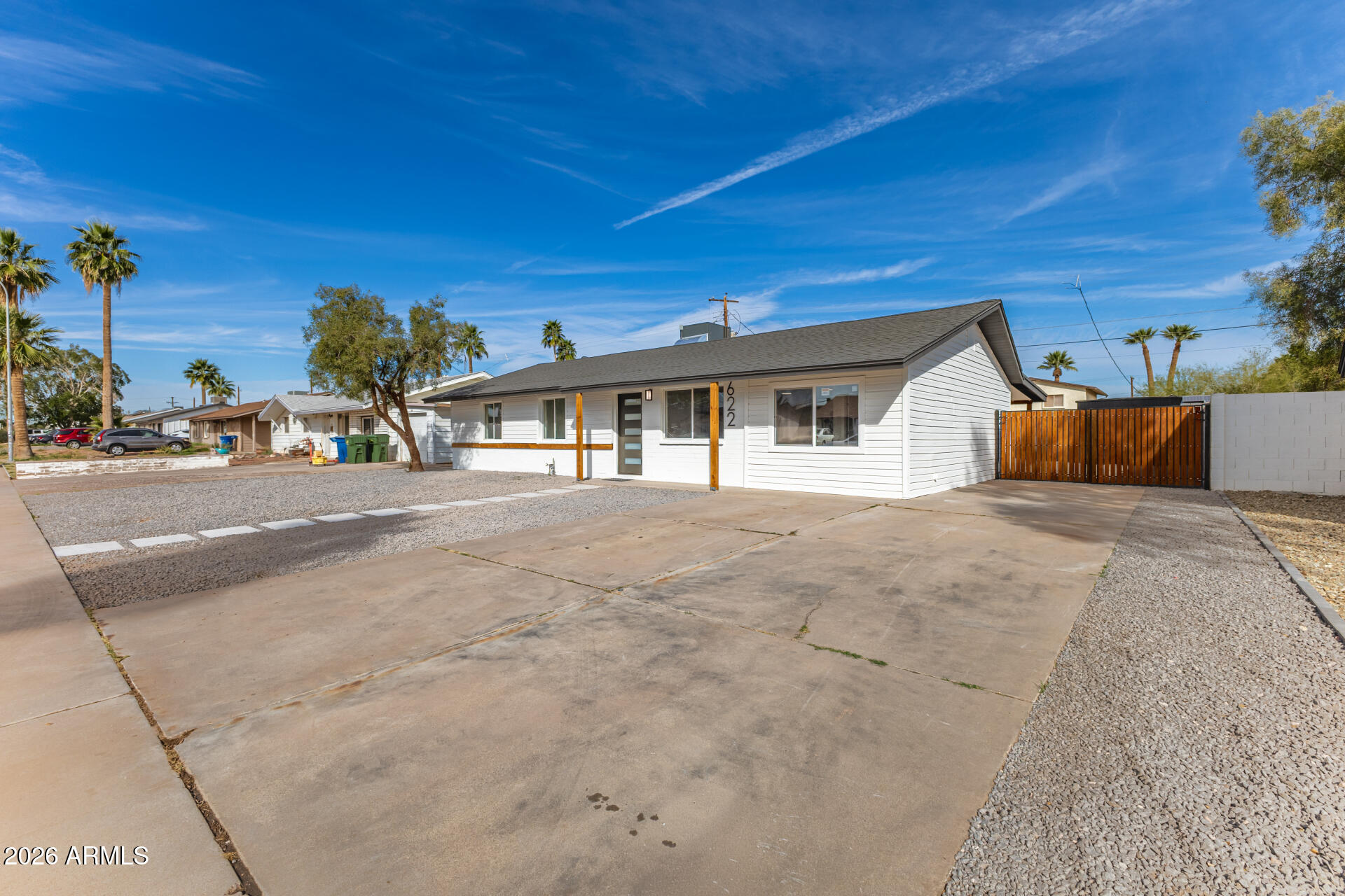 622 E Papago Drive