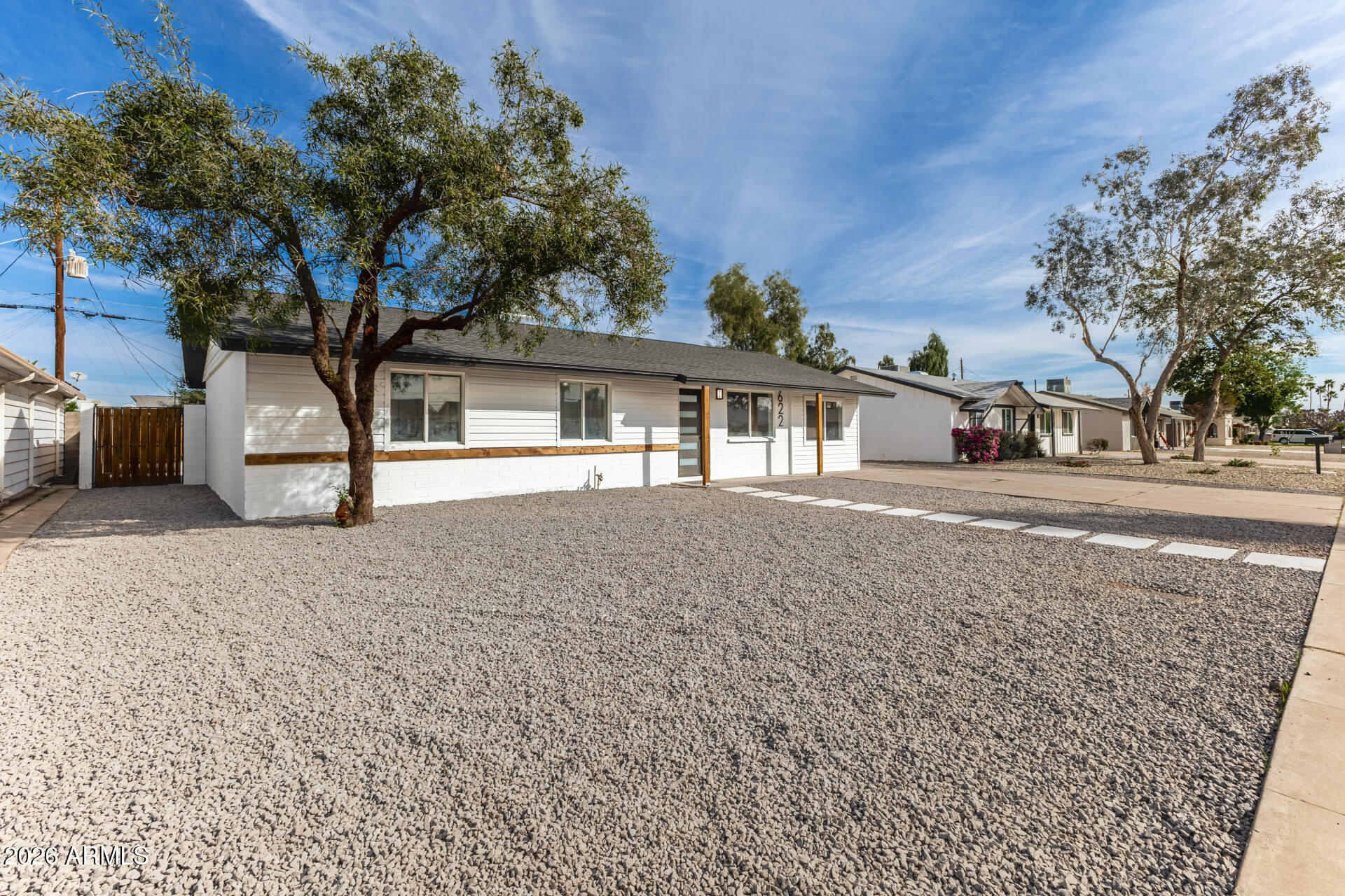 622 E Papago Drive