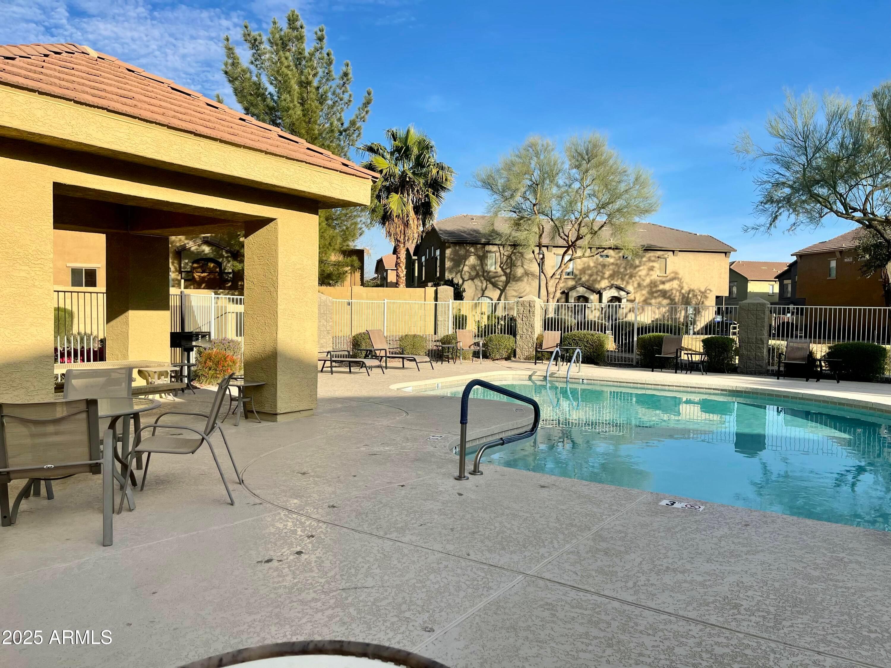 2150 E BELL Road 1045