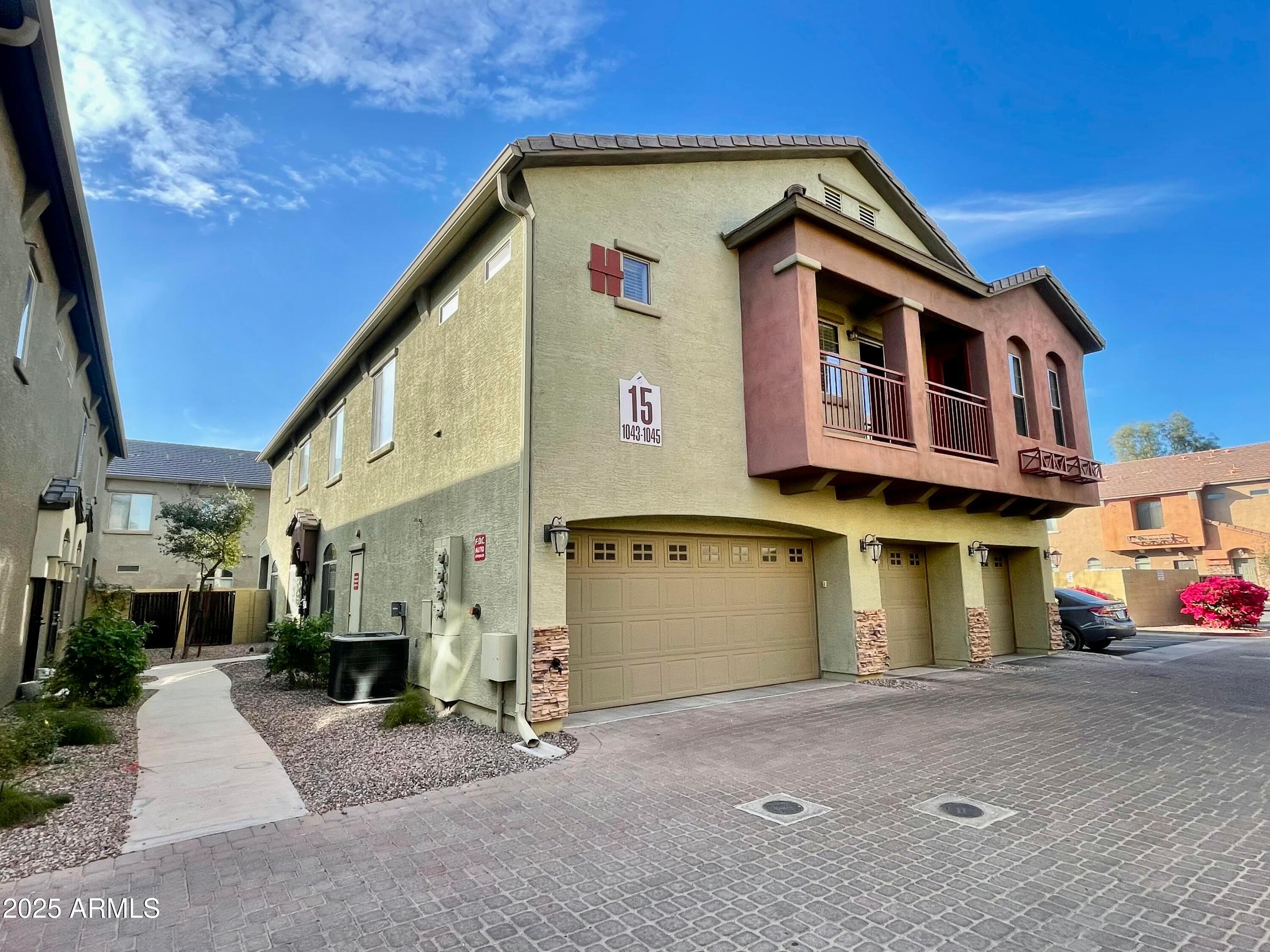 2150 E BELL Road 1045