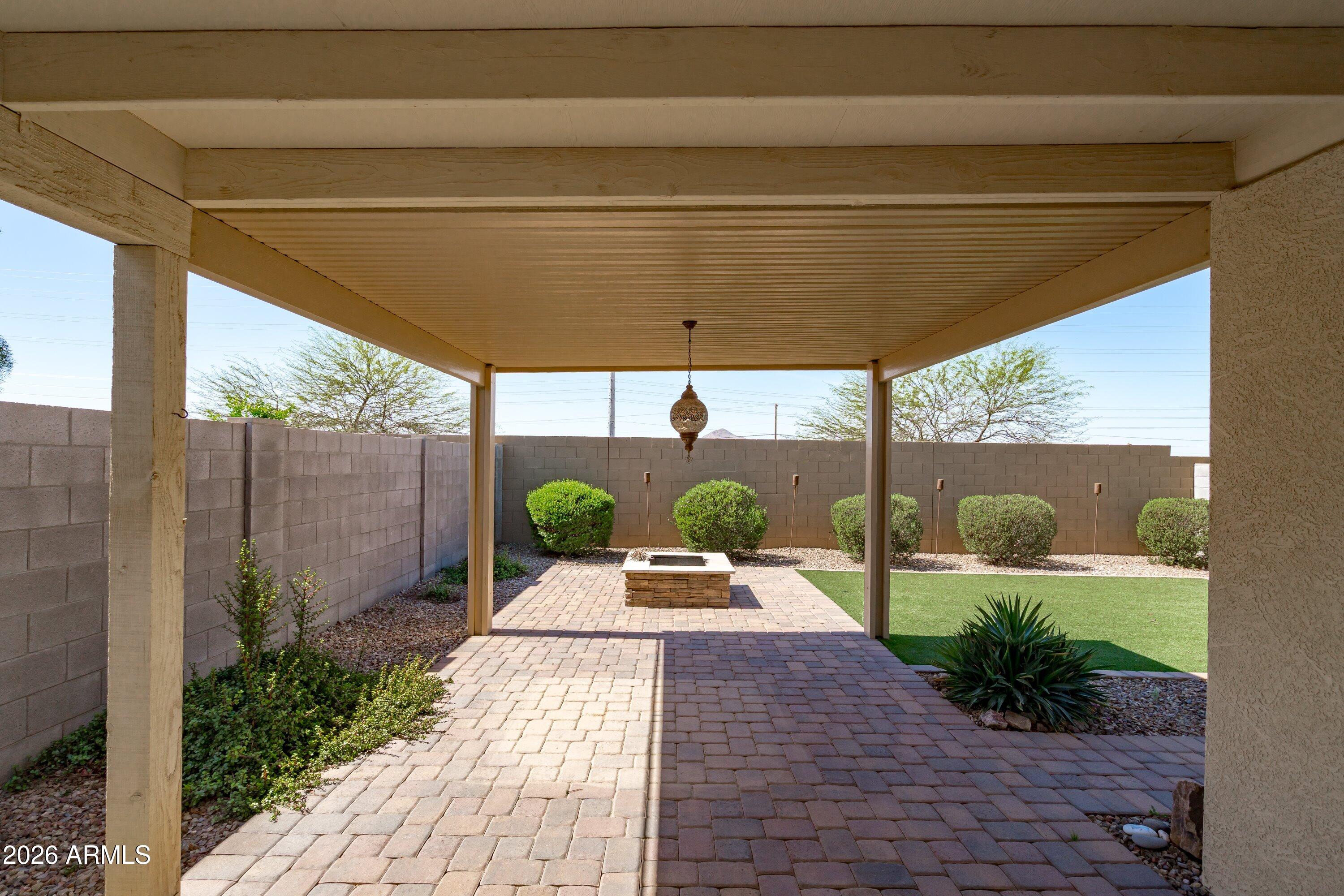 36948 N YELLOWSTONE Drive