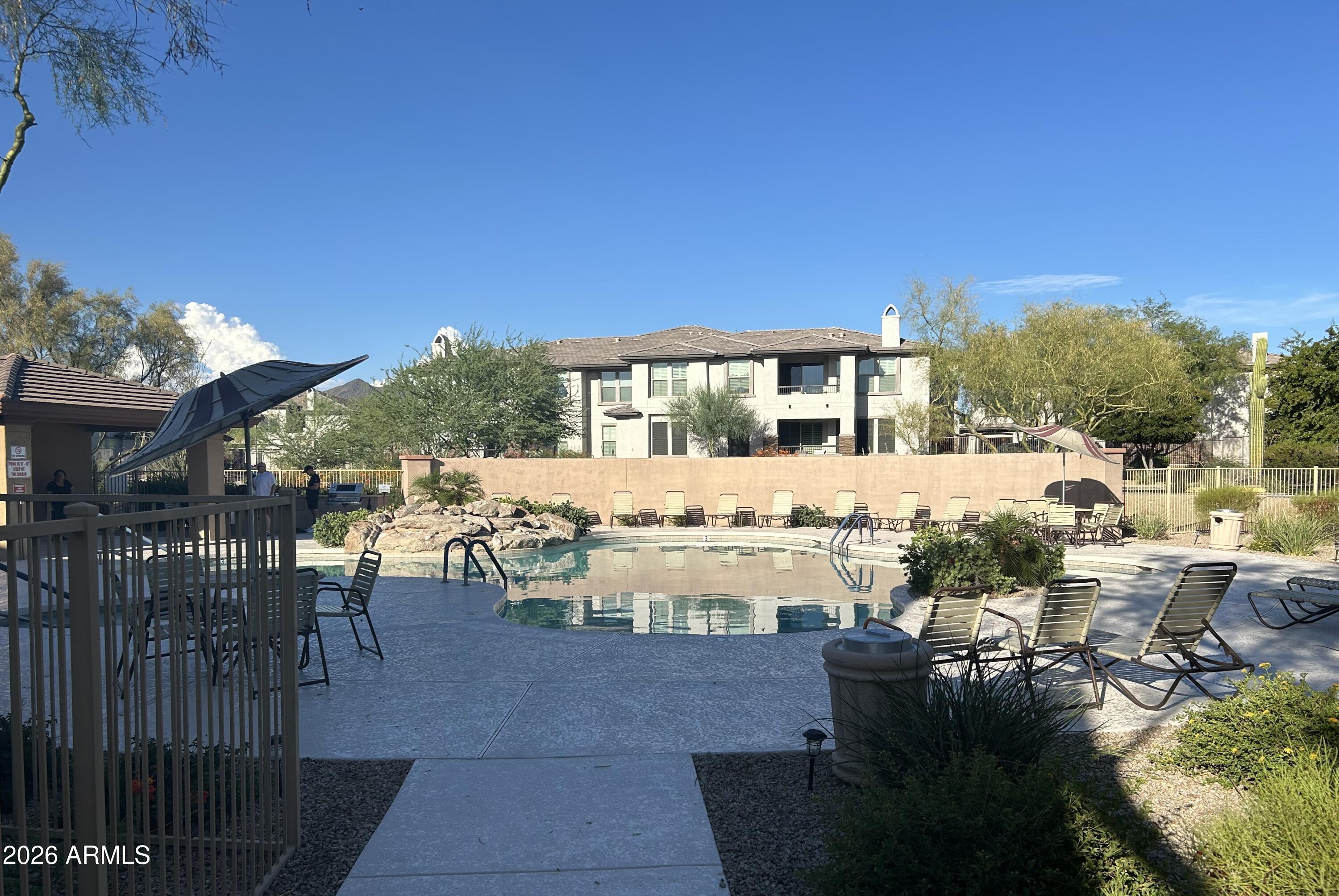 33550 N DOVE LAKES Drive 1004