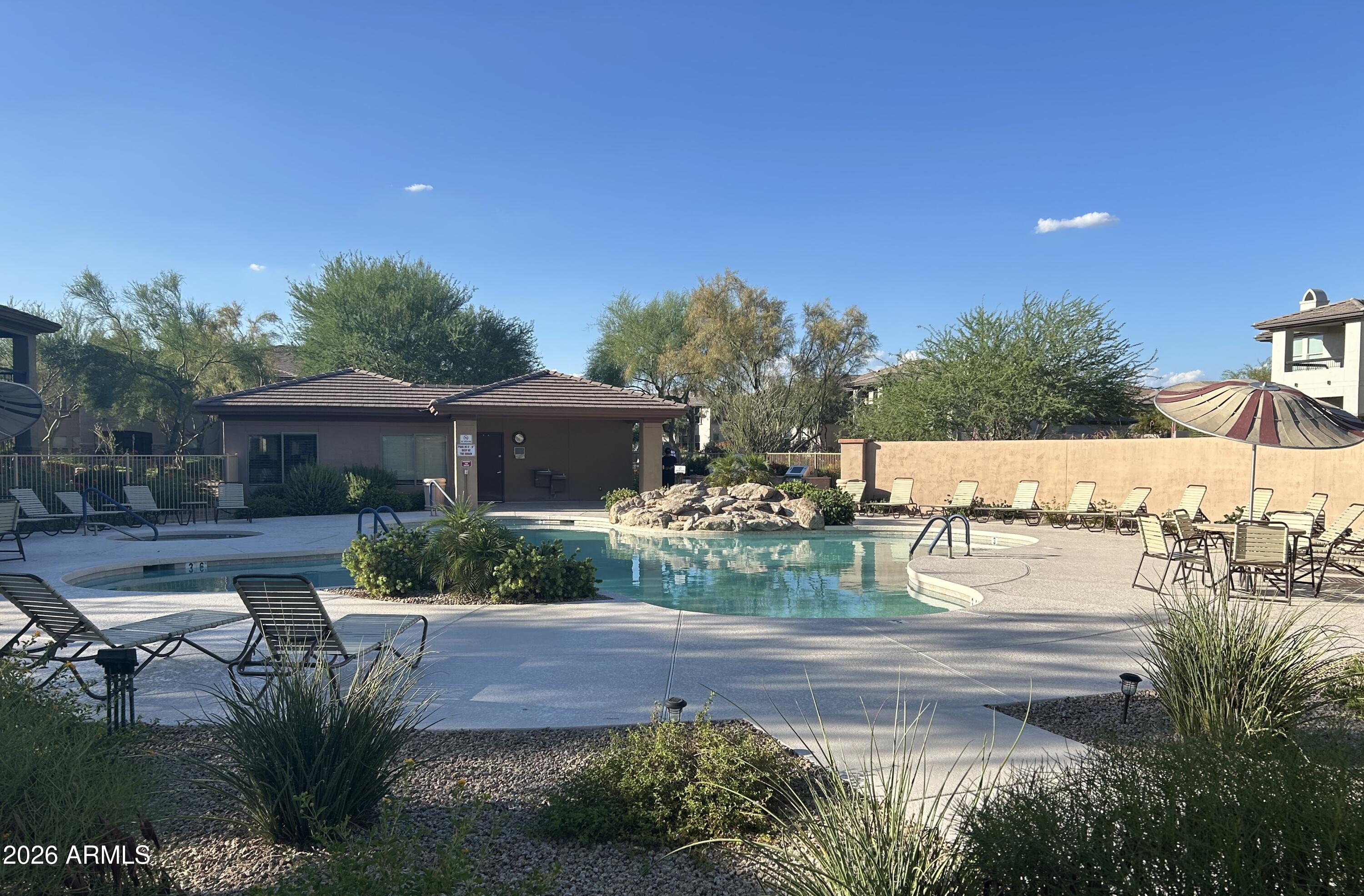 33550 N DOVE LAKES Drive 1004