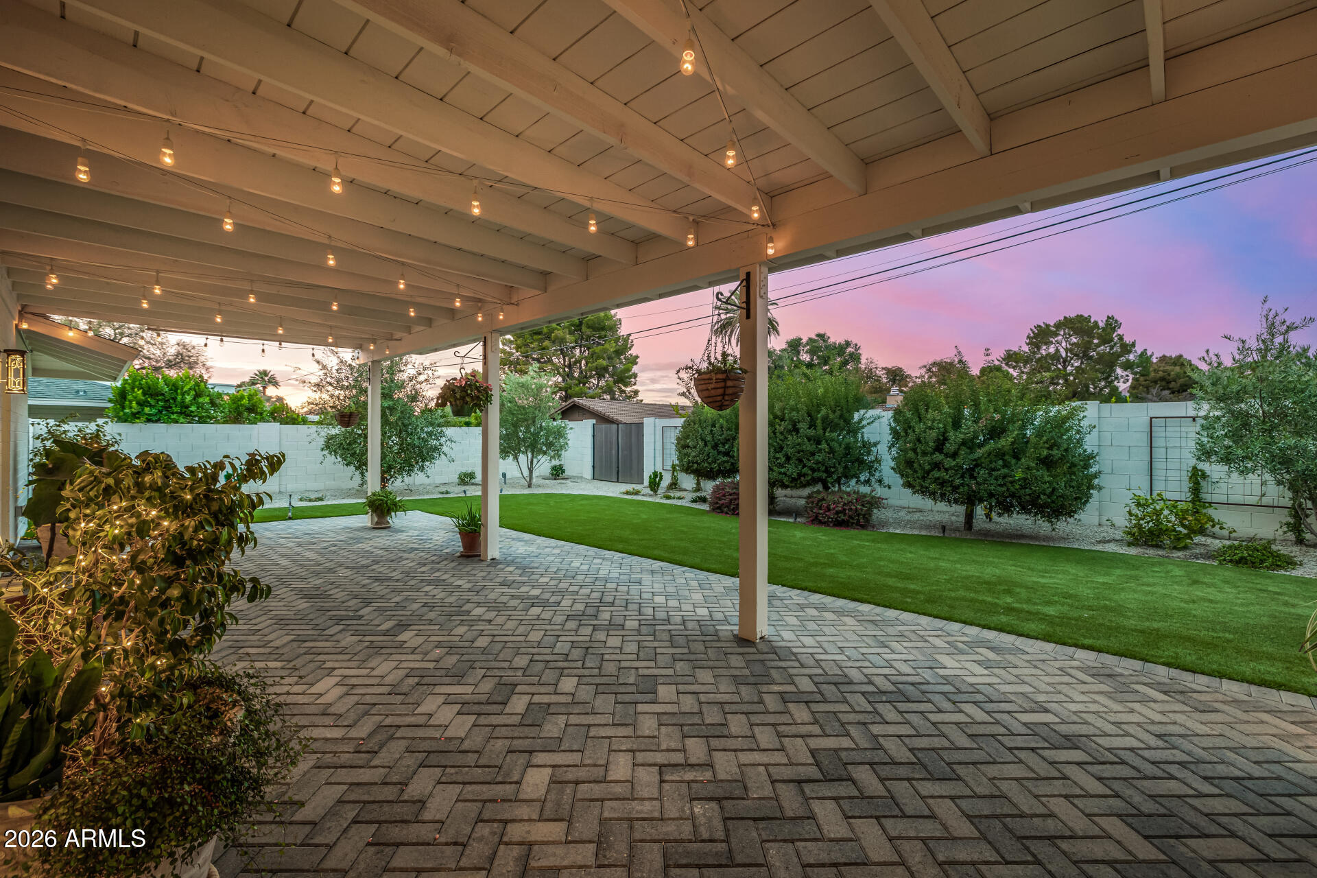 4010 E COOLIDGE Street