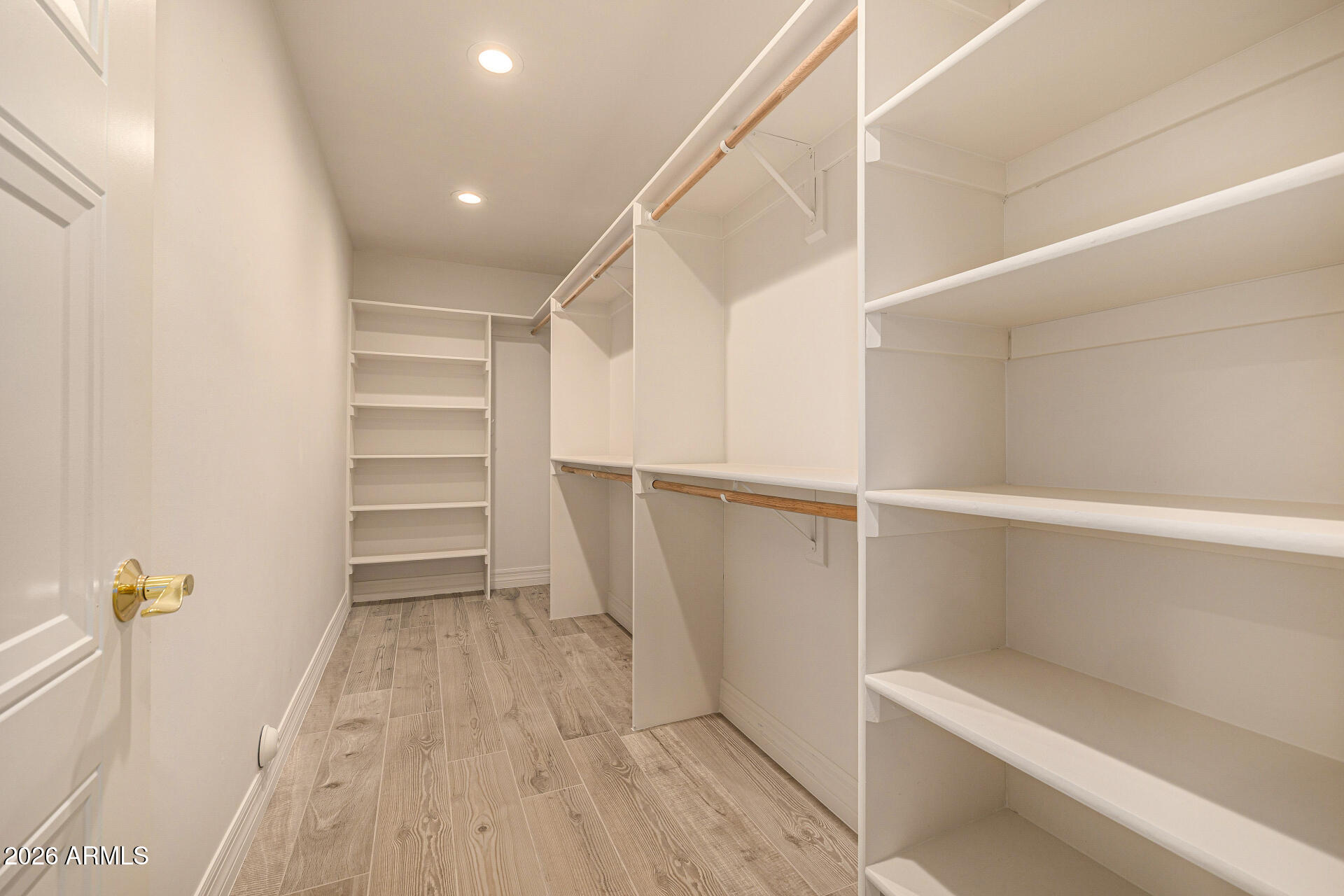 4010 E COOLIDGE Street