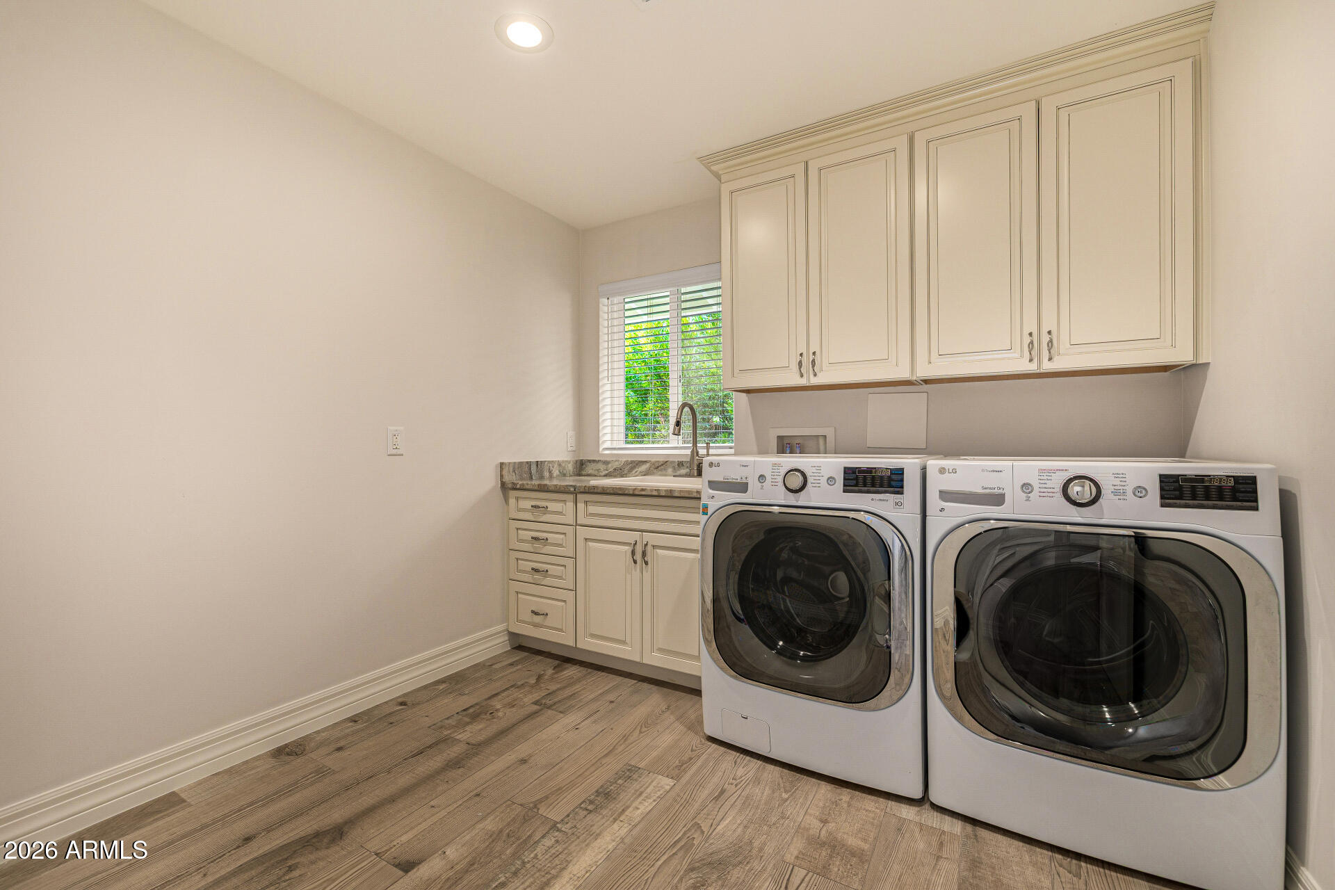 4010 E COOLIDGE Street