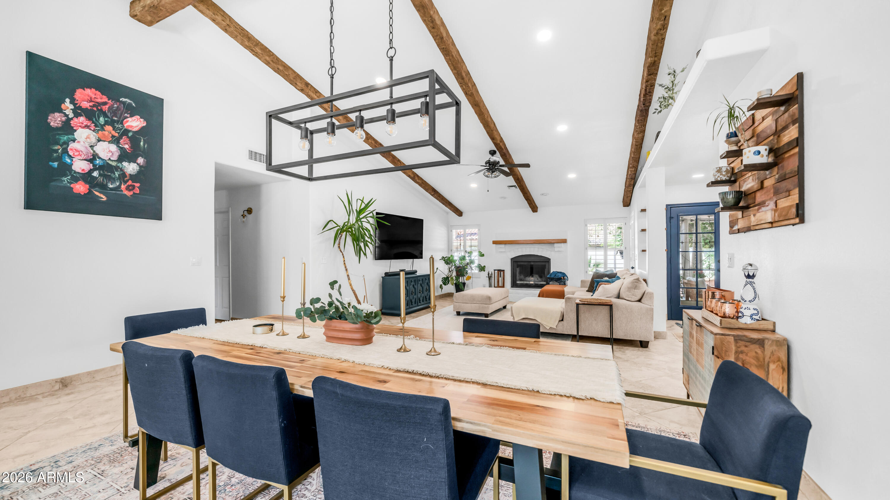 2334 N ROSE