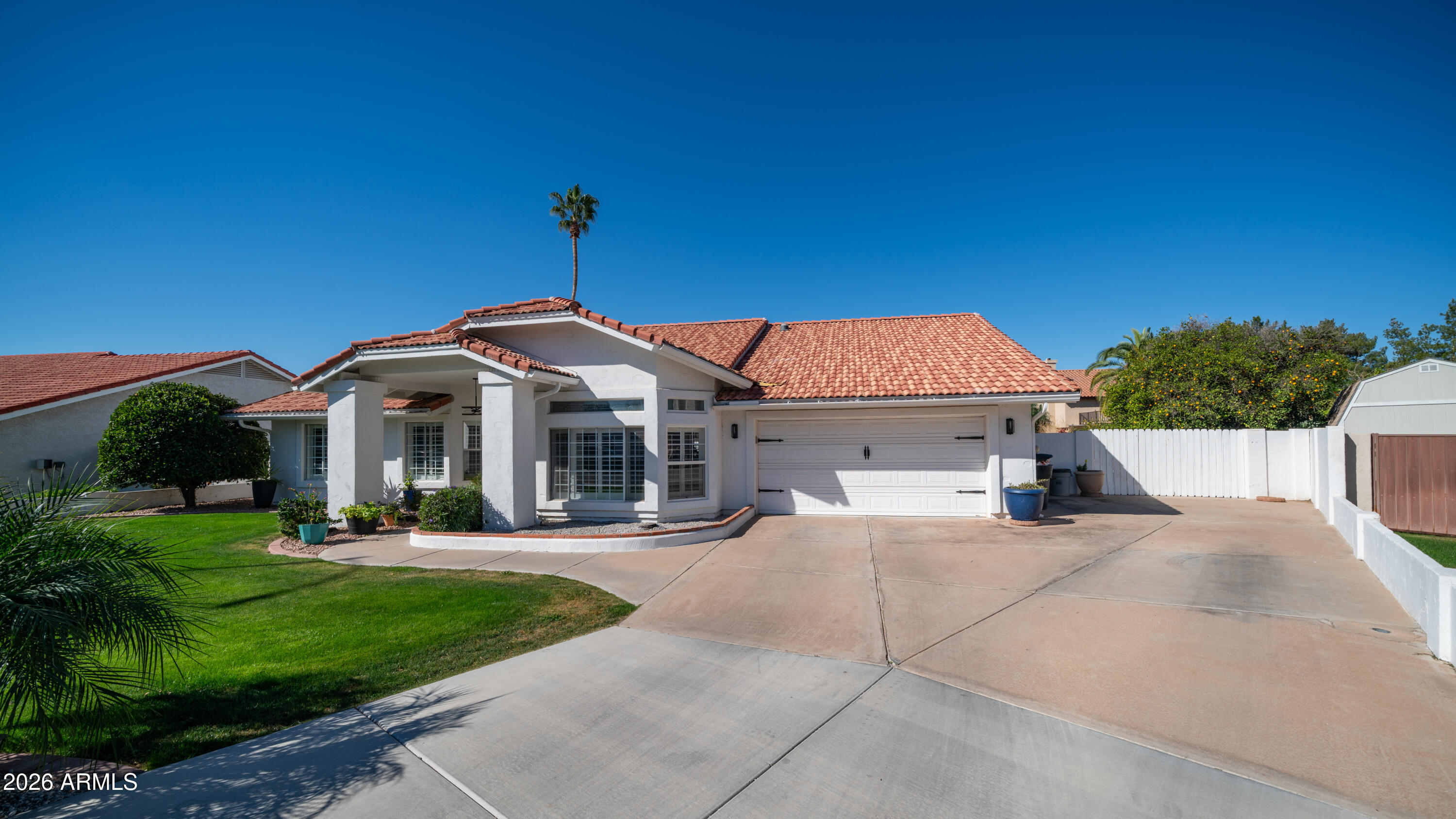 2334 N ROSE