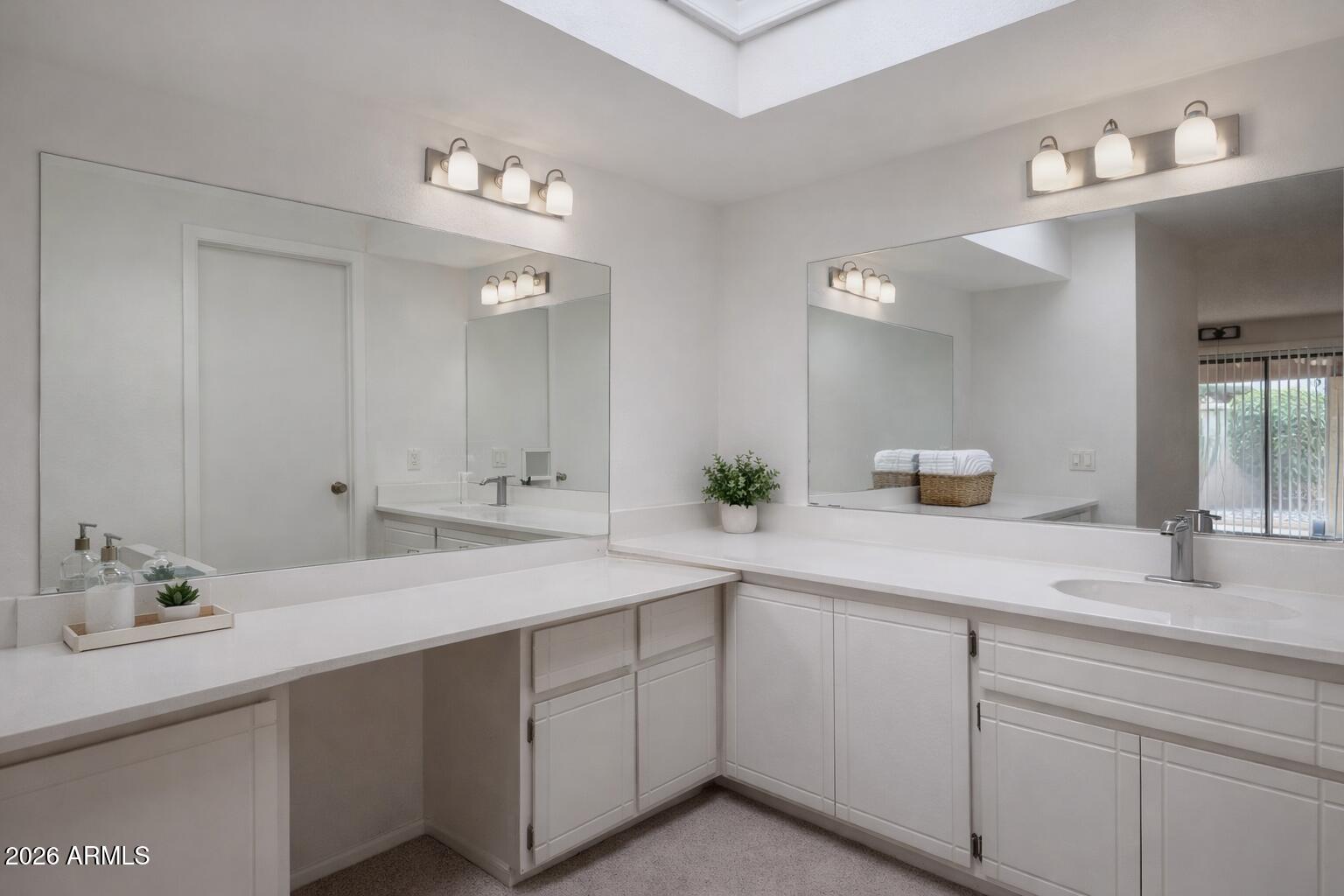 537 S PALO VERDE Way