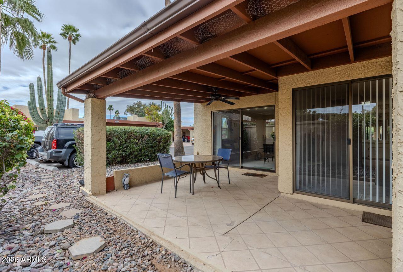 537 S PALO VERDE Way