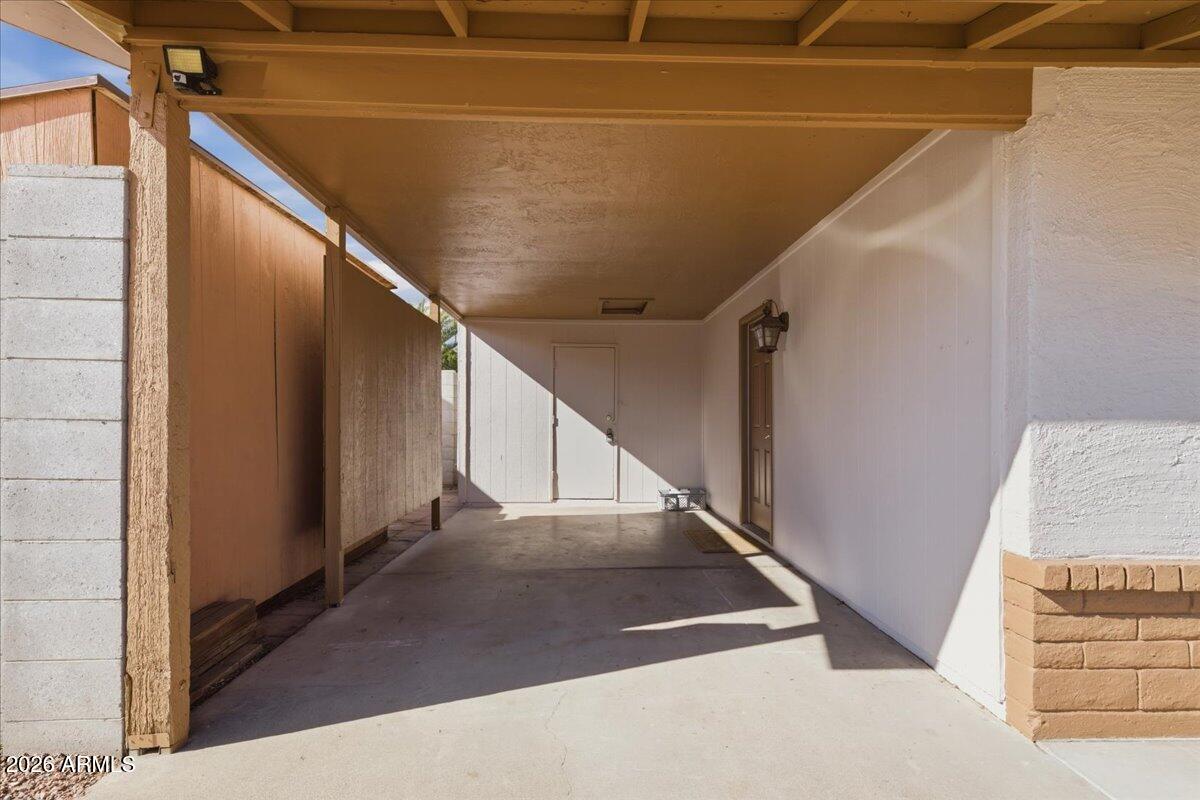 112 E TULANE Drive