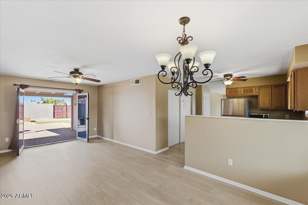 112 E TULANE Drive
