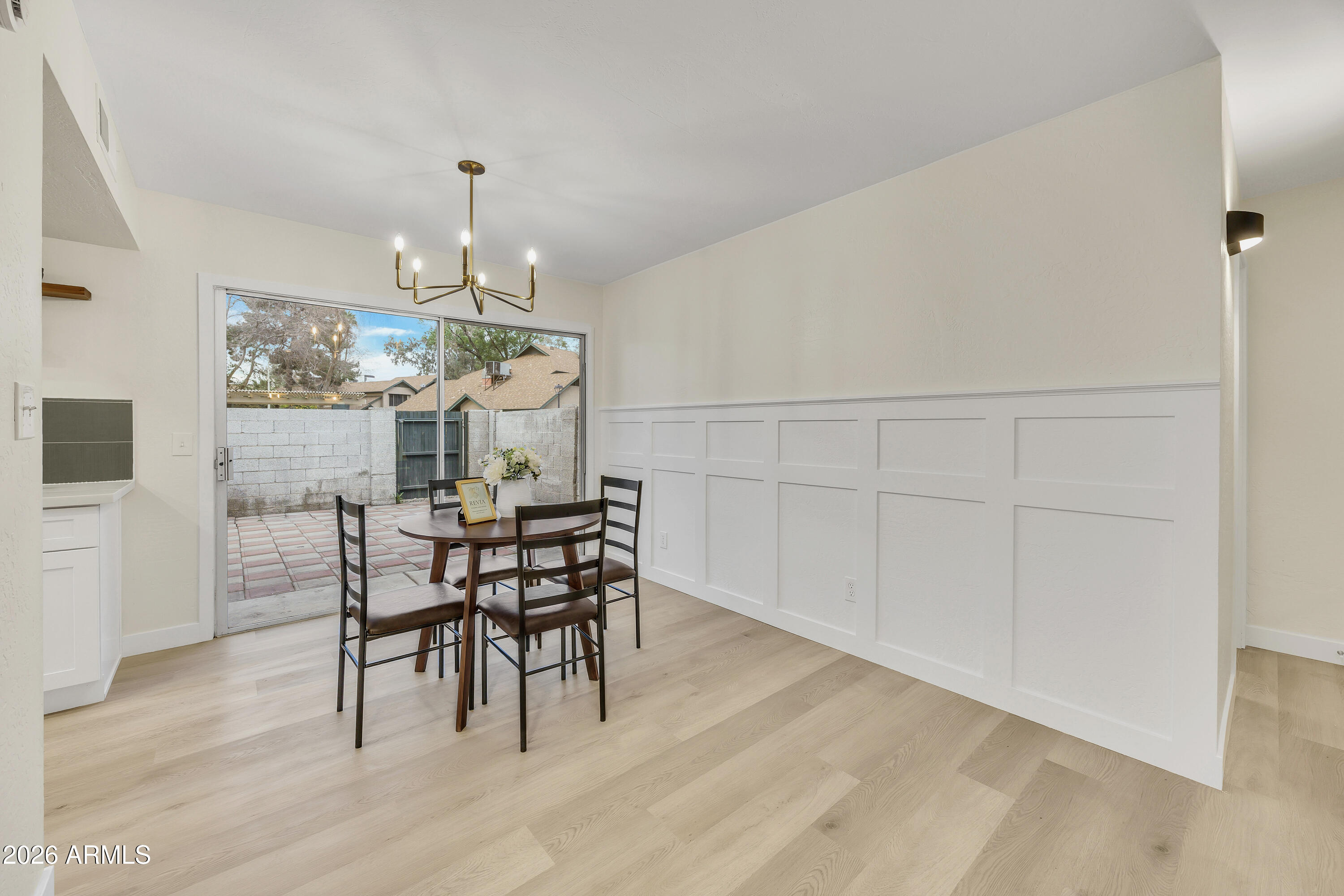 4821 W LOMA Lane