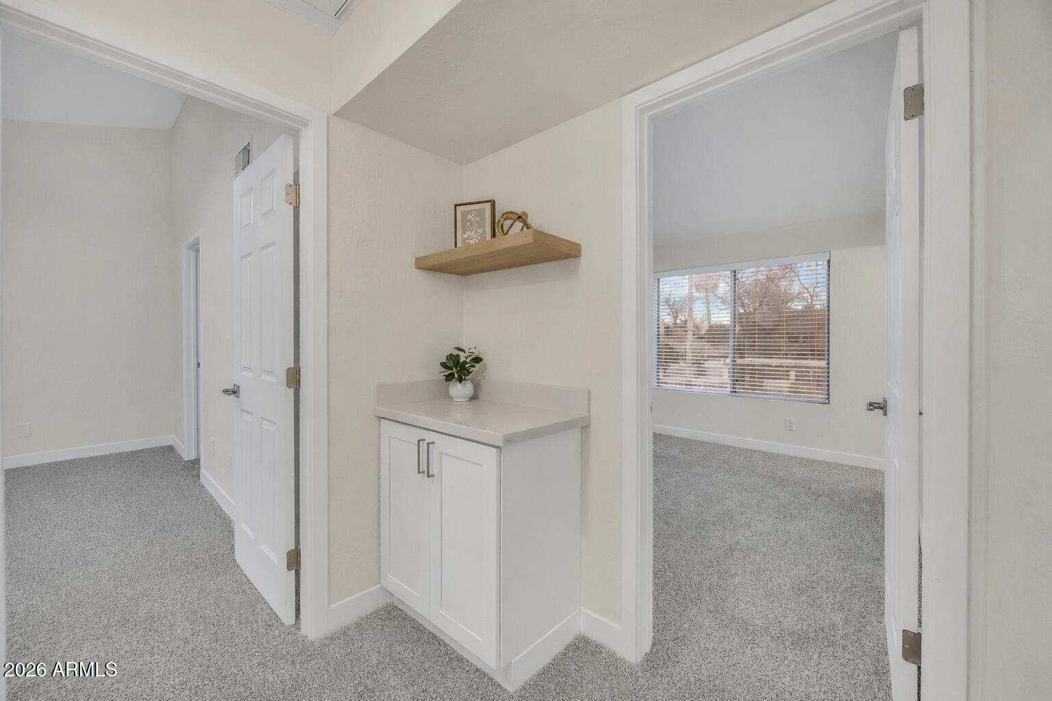 4821 W LOMA Lane