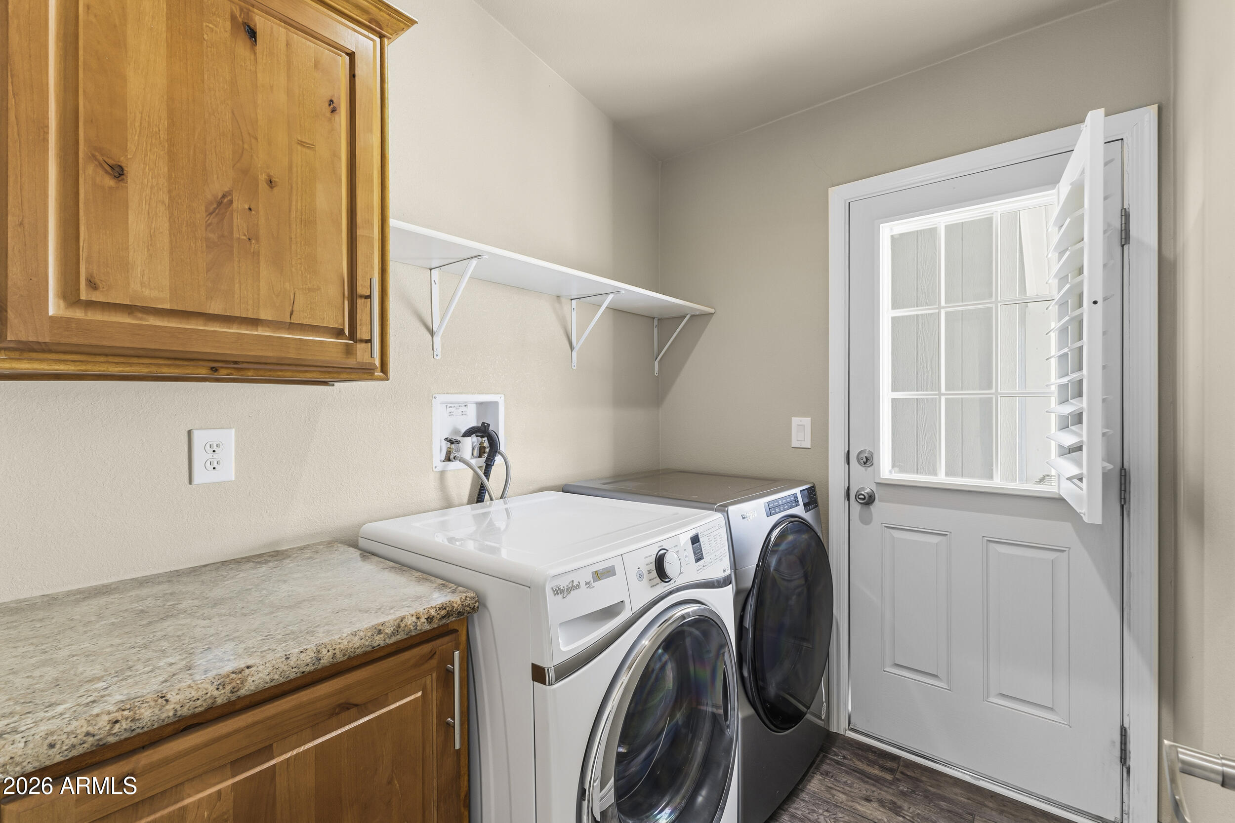 650 N Hawes Road Road 3509