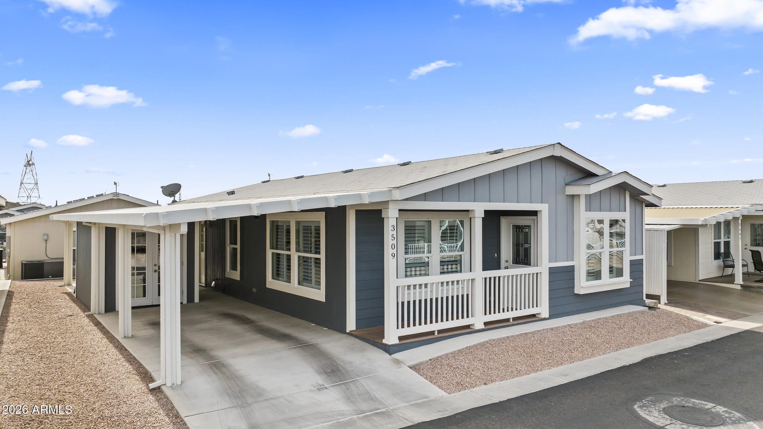 650 N Hawes Road Road 3509