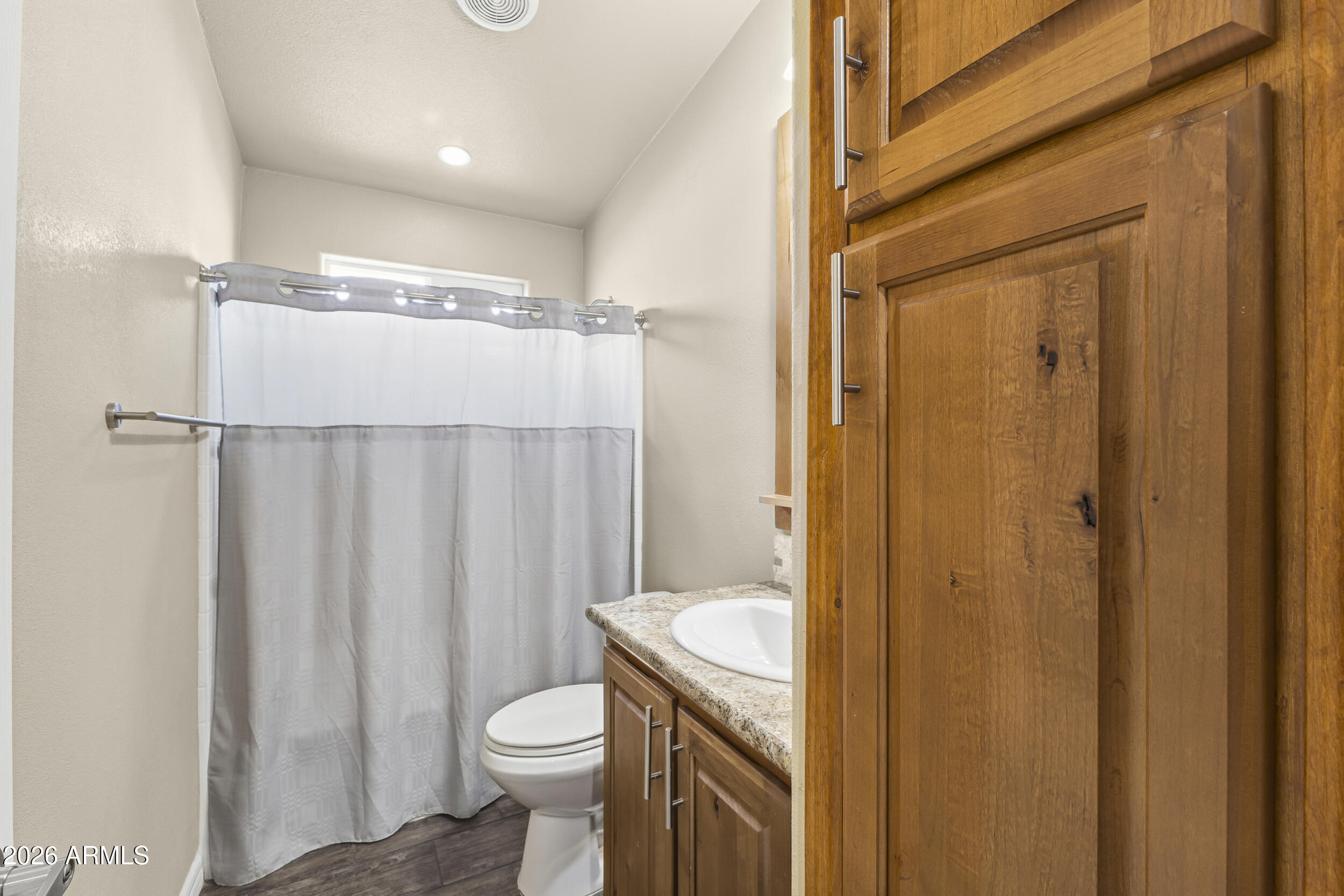 650 N Hawes Road Road 3509