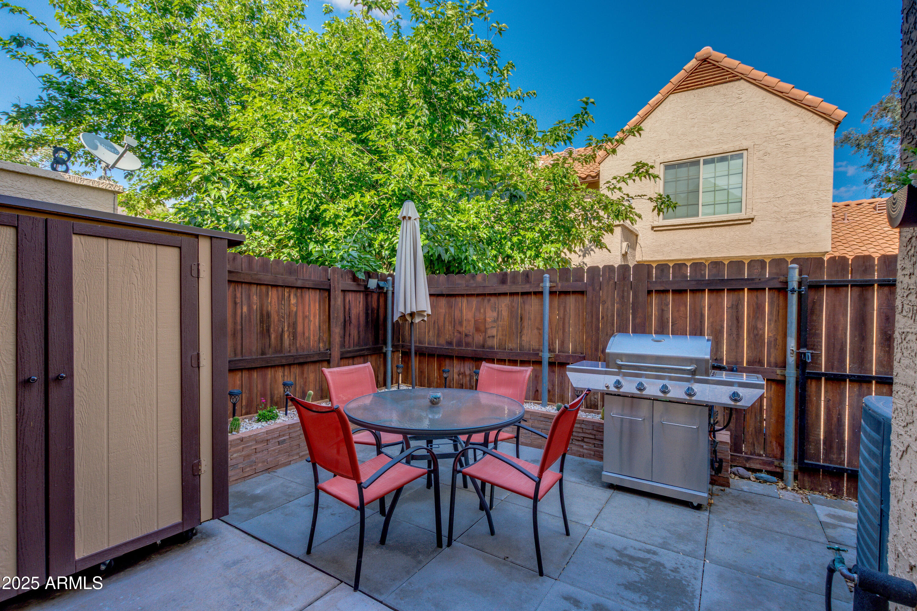 4901 E KELTON Lane 1052