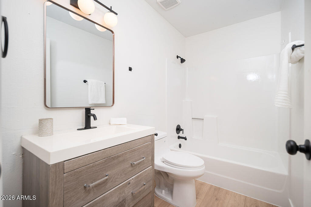 5454 W EL CAMINITO Drive