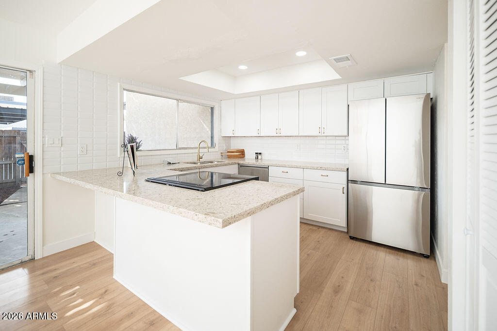 5454 W EL CAMINITO Drive