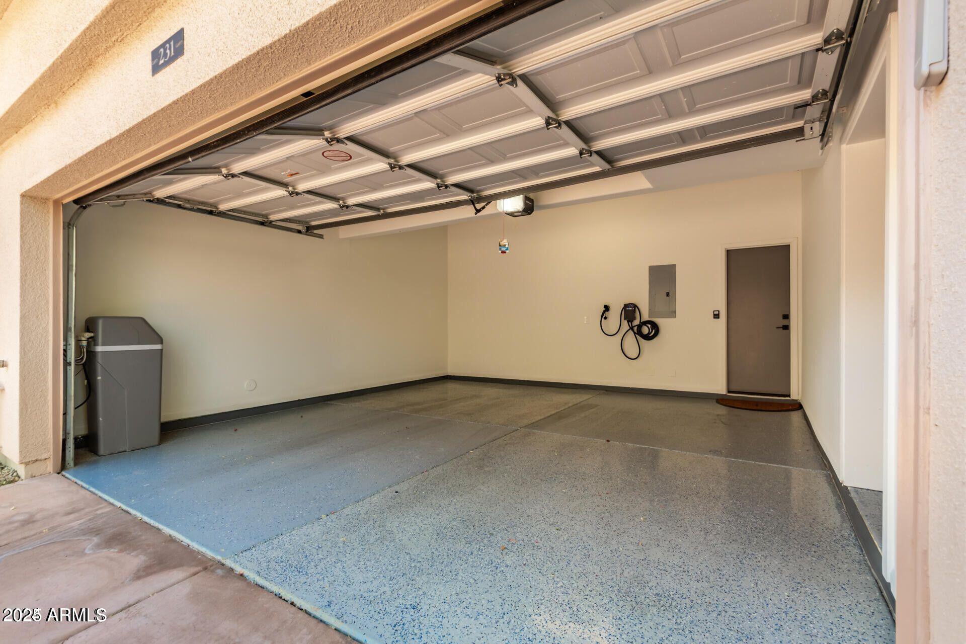 8989 N GAINEY CENTER Drive 231