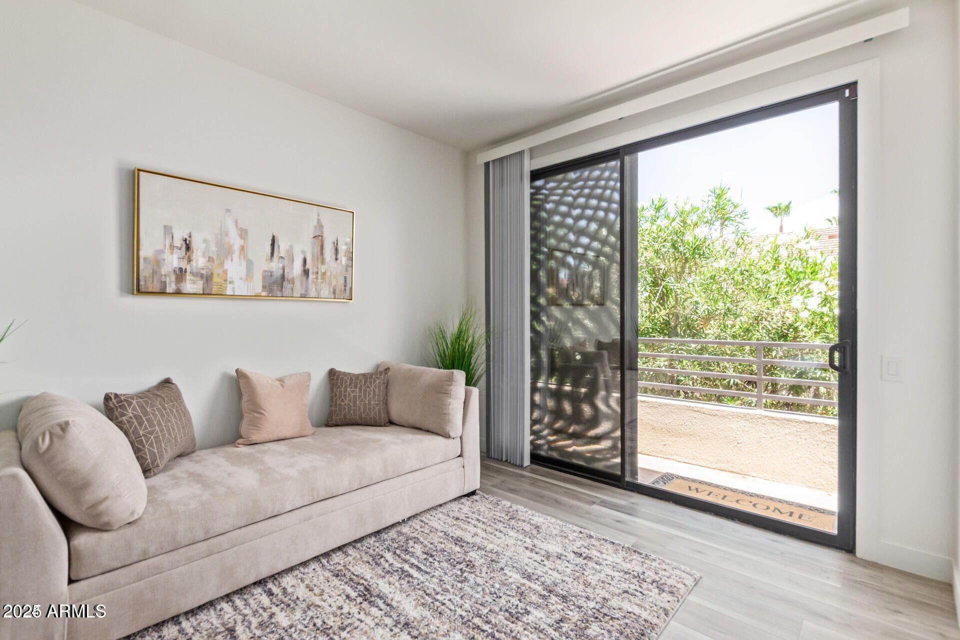 8989 N GAINEY CENTER Drive 231