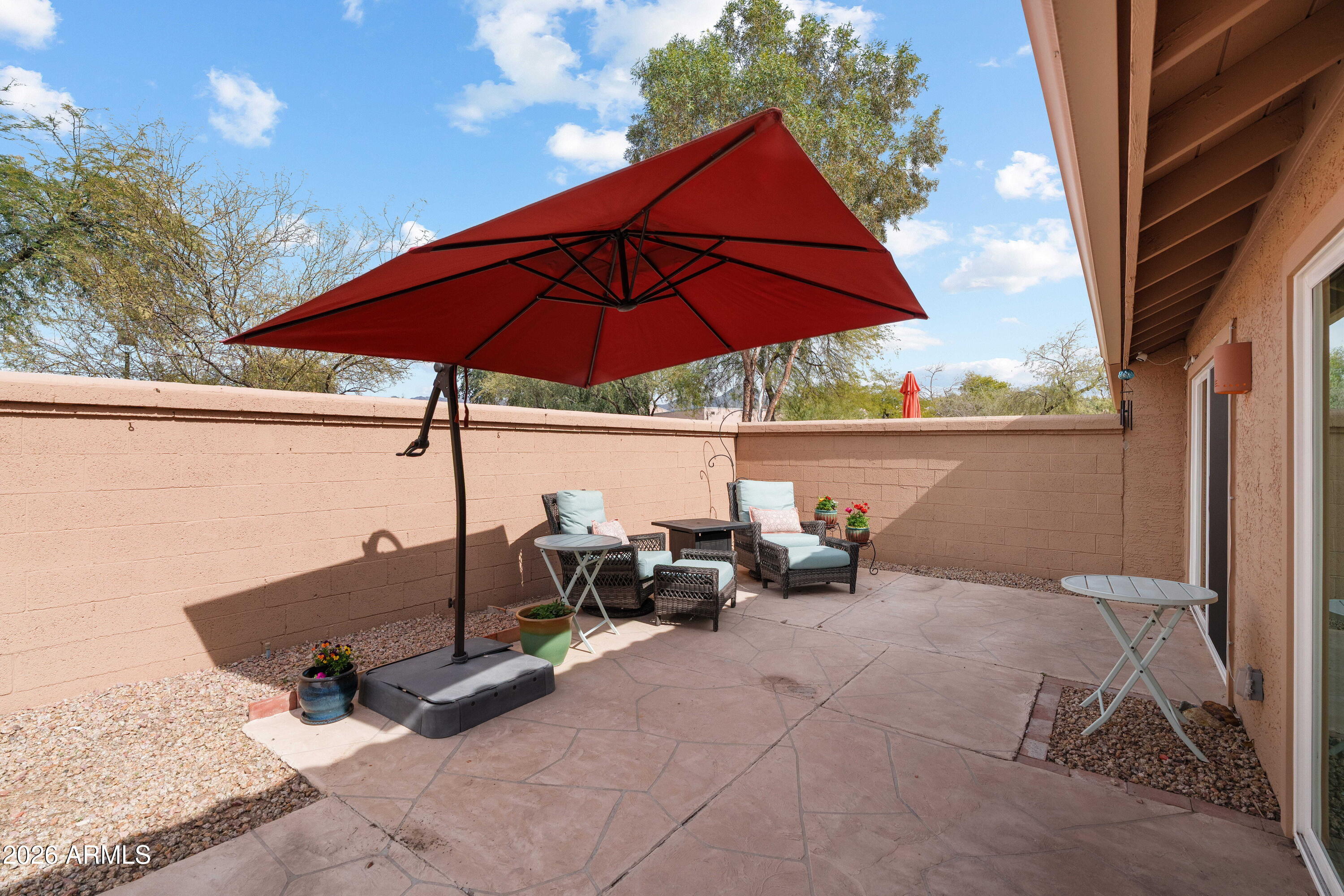 9202 E DAVENPORT Drive