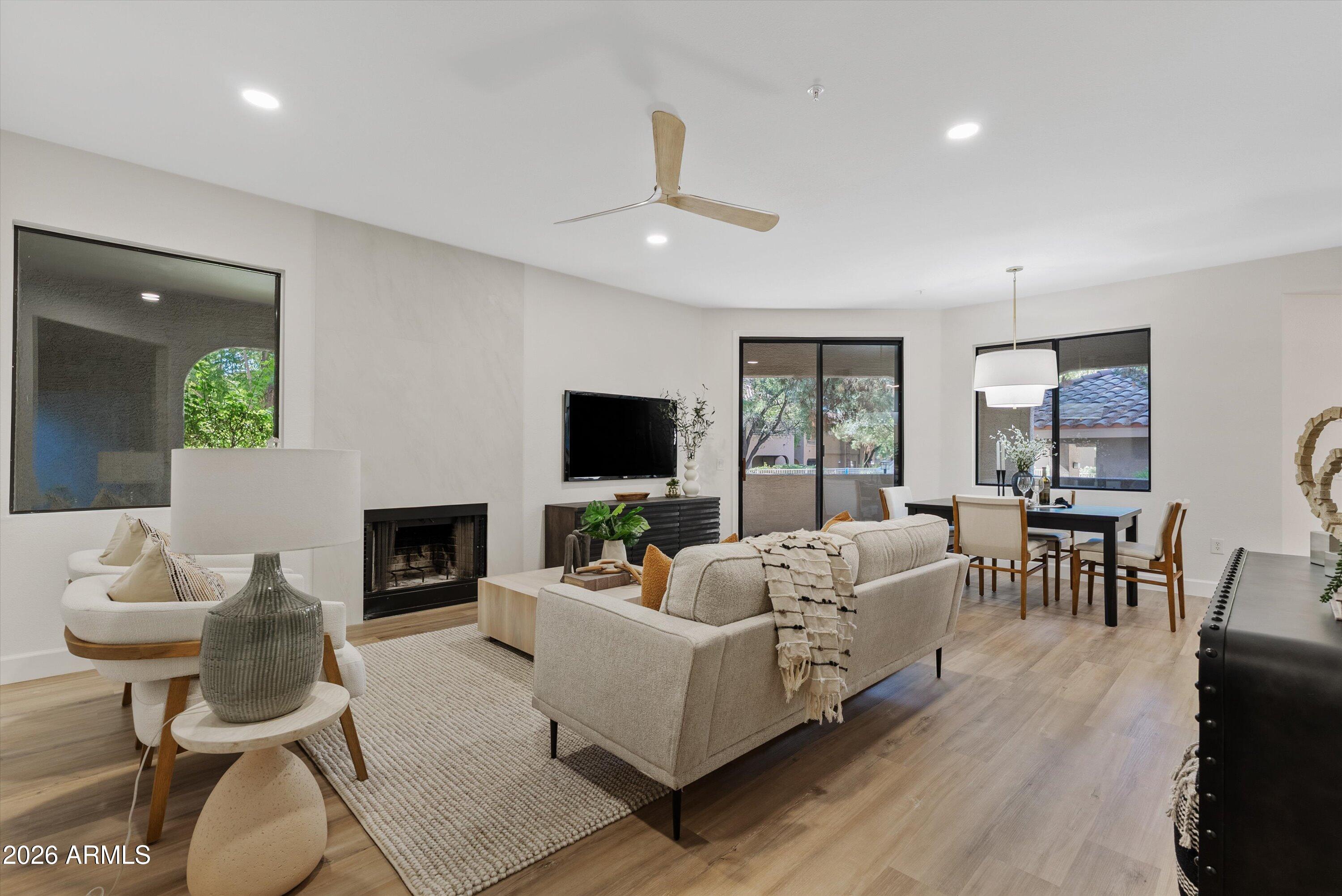 15252 N 100TH Street 1172