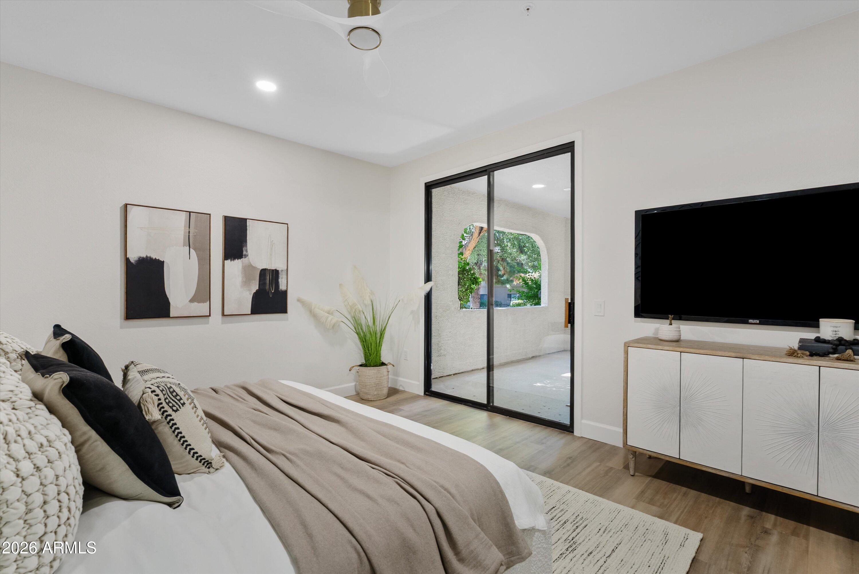 15252 N 100TH Street 1172