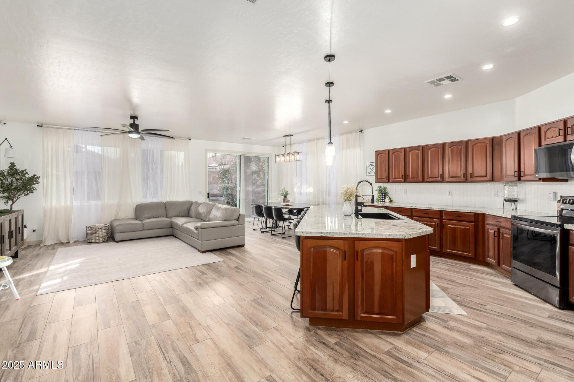 14995 W BLOOMFIELD Road