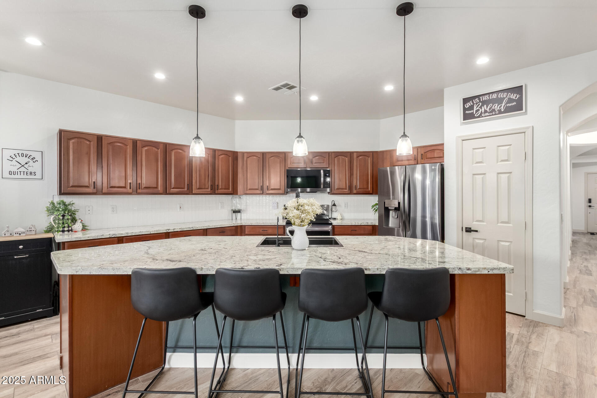 14995 W BLOOMFIELD Road