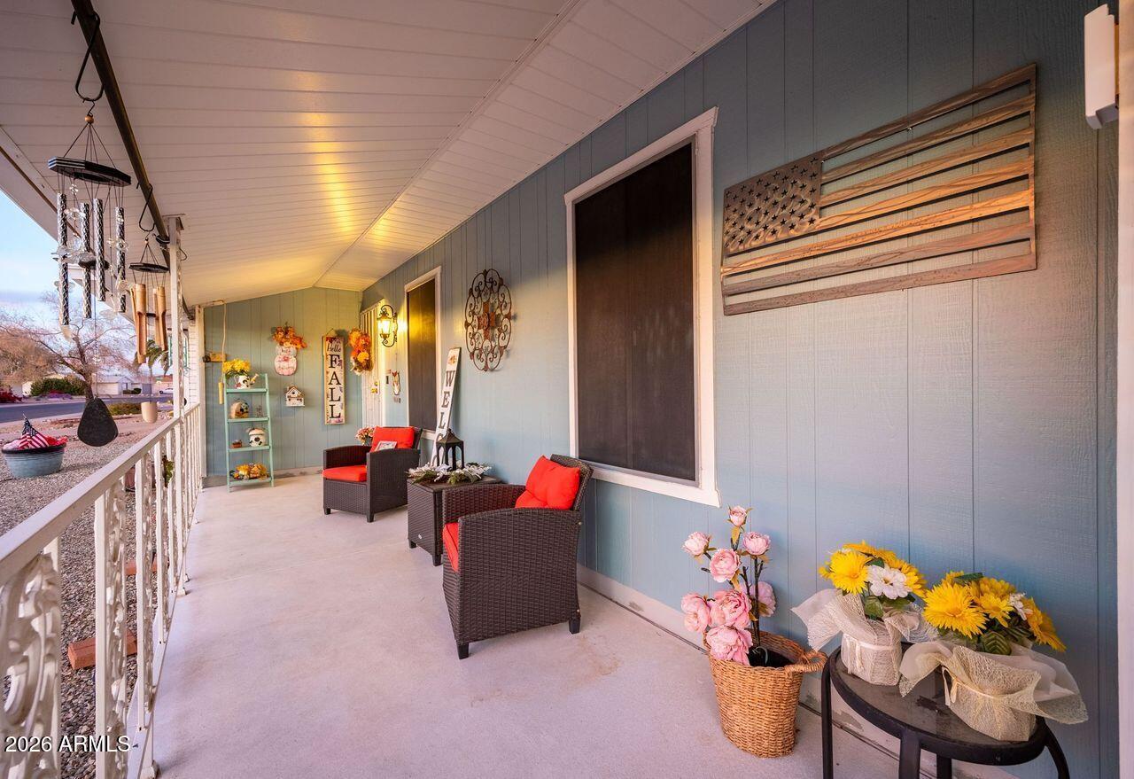 9728 W Briarwood Circle