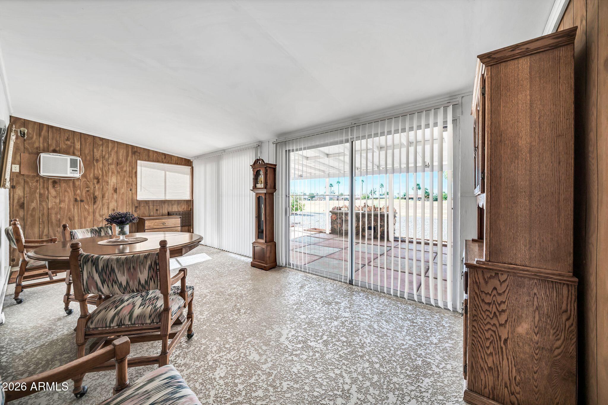 11622 N DESERT HILLS Drive W
