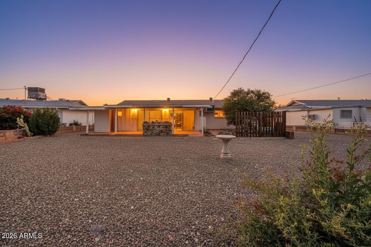 11622 N DESERT HILLS Drive W