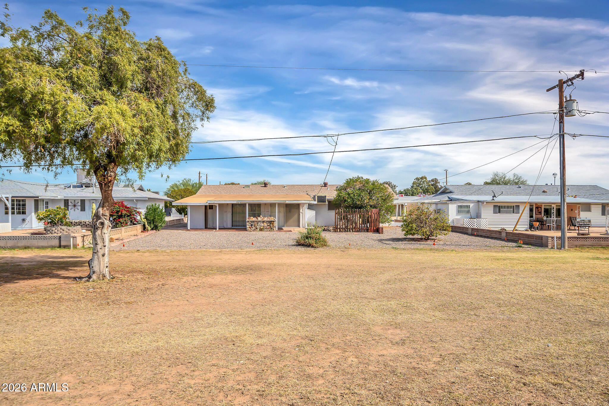 11622 N DESERT HILLS Drive W