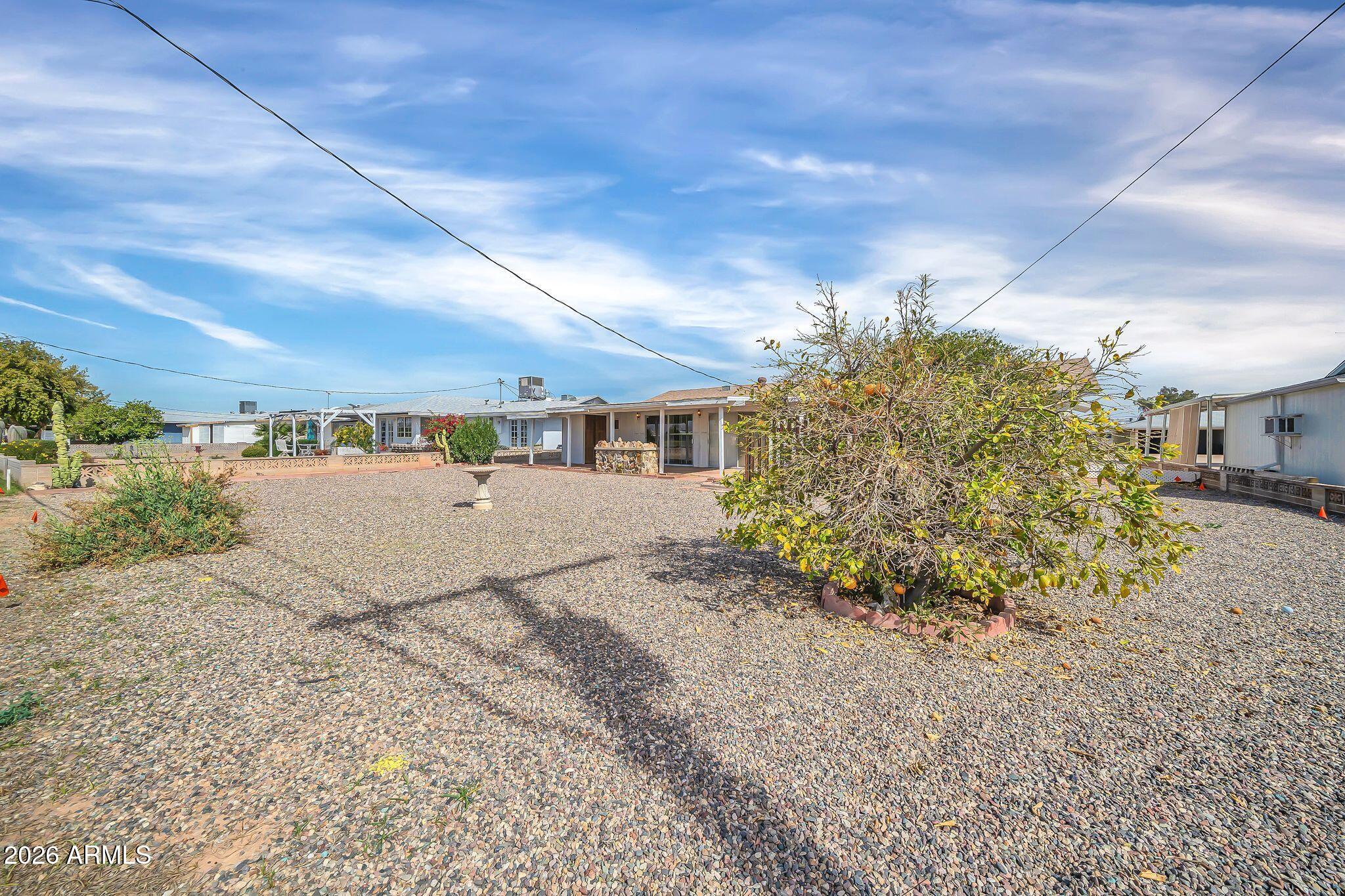 11622 N DESERT HILLS Drive W