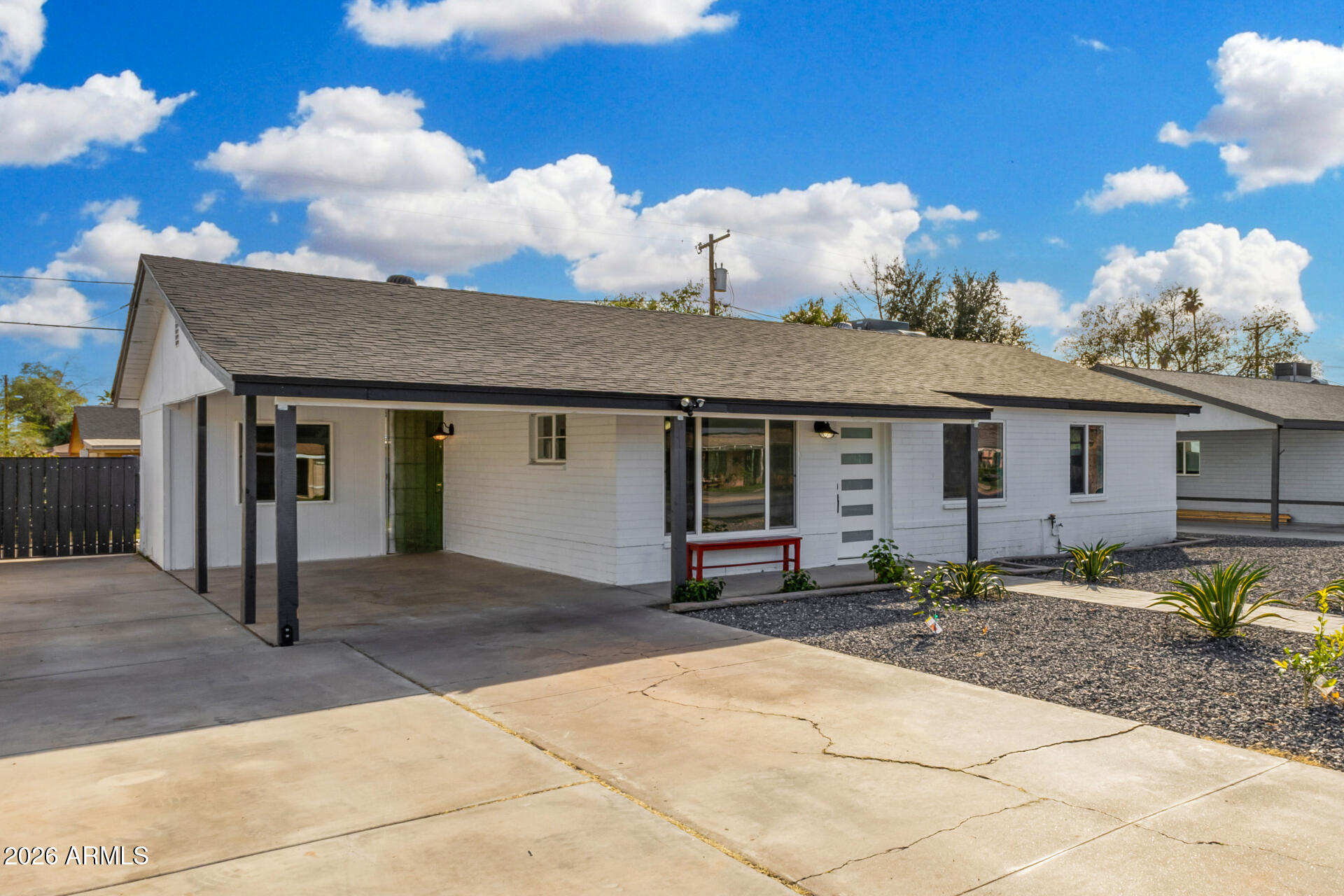 3433 E GRANADA Road