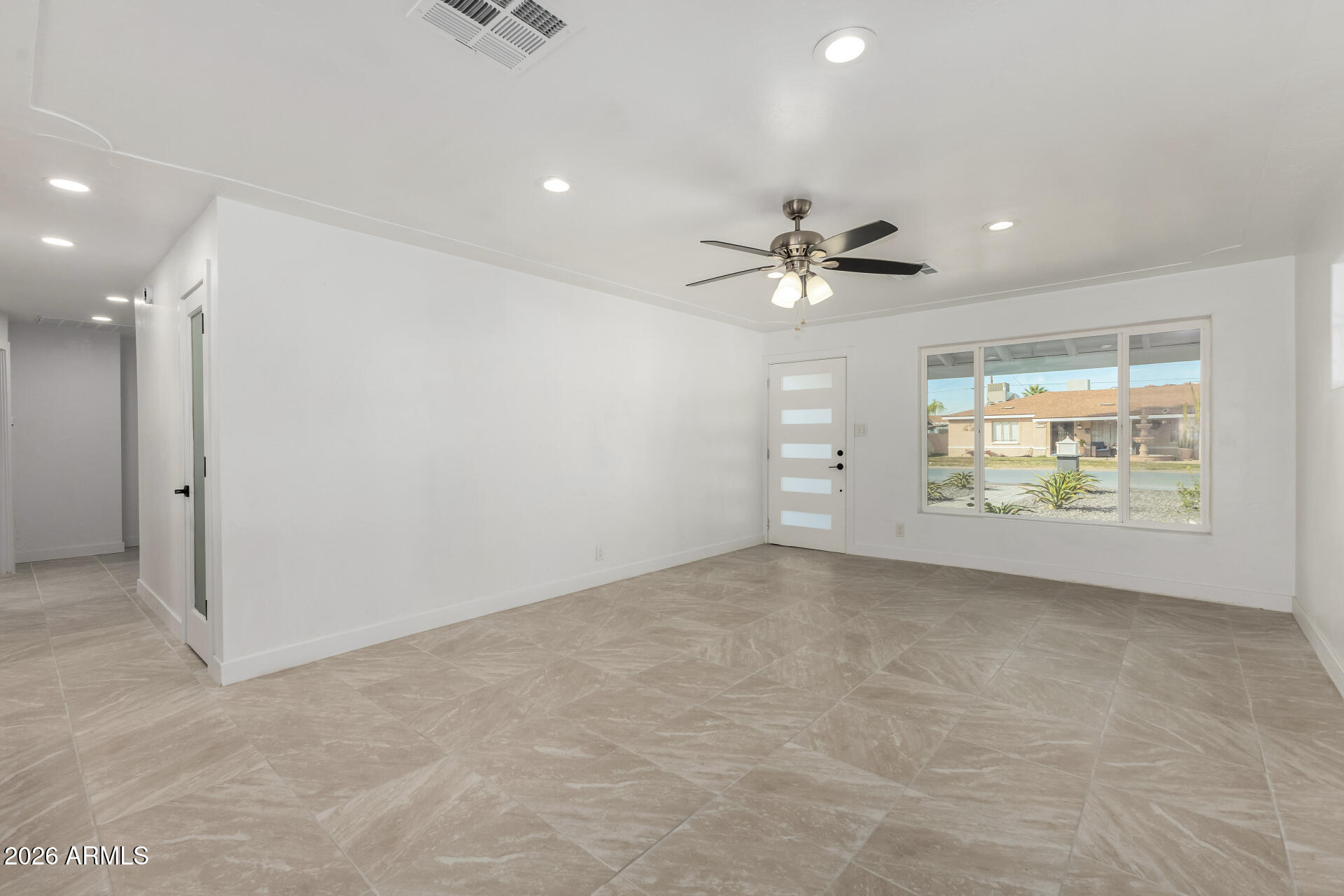 3433 E GRANADA Road