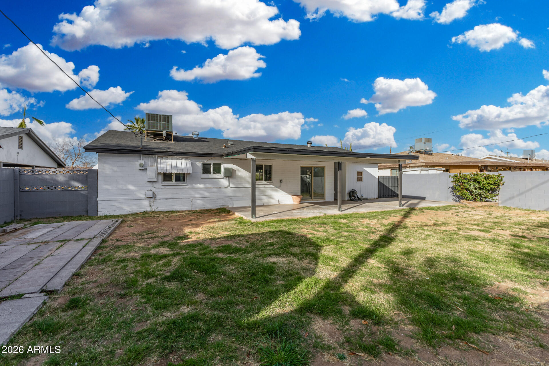 3433 E GRANADA Road